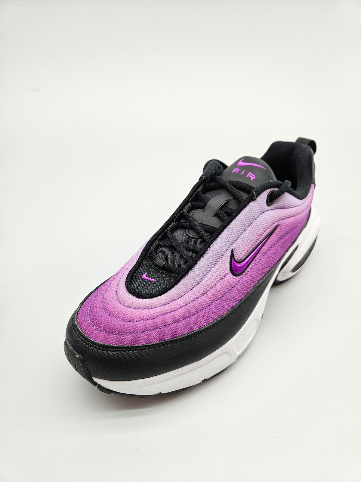 NIKE AIRMAX NOVI ORIGINAL PATIKI BR 39