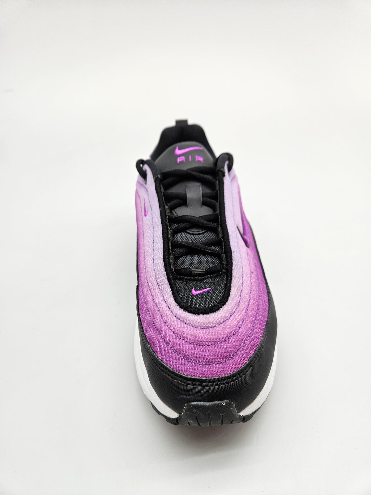 NIKE AIRMAX NOVI ORIGINAL PATIKI BR 39