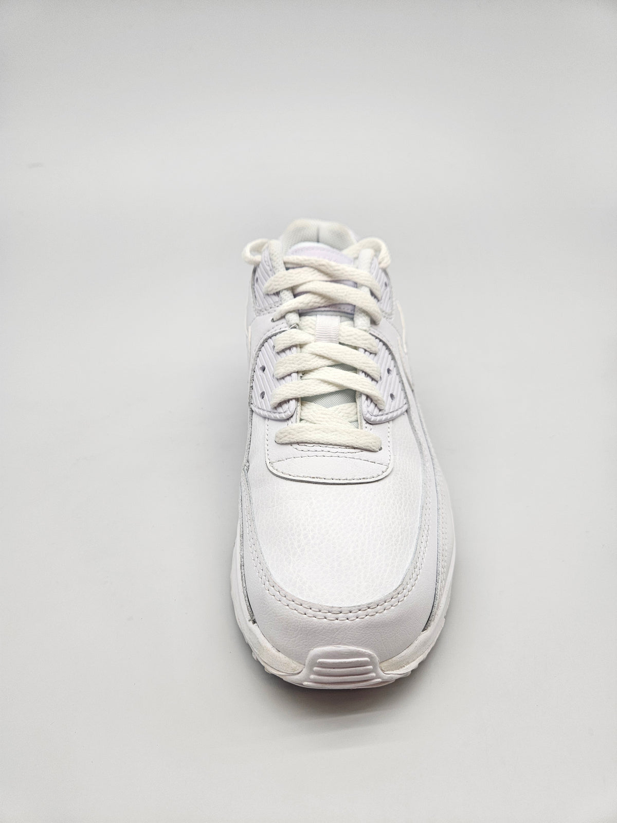 NIKE AIRMAX NOVI ORIGINAL PATIKI BR 38