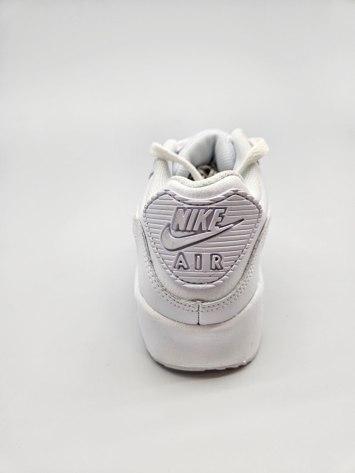 NIKE AIRMAX NOVI ORIGINAL PATIKI BR 38