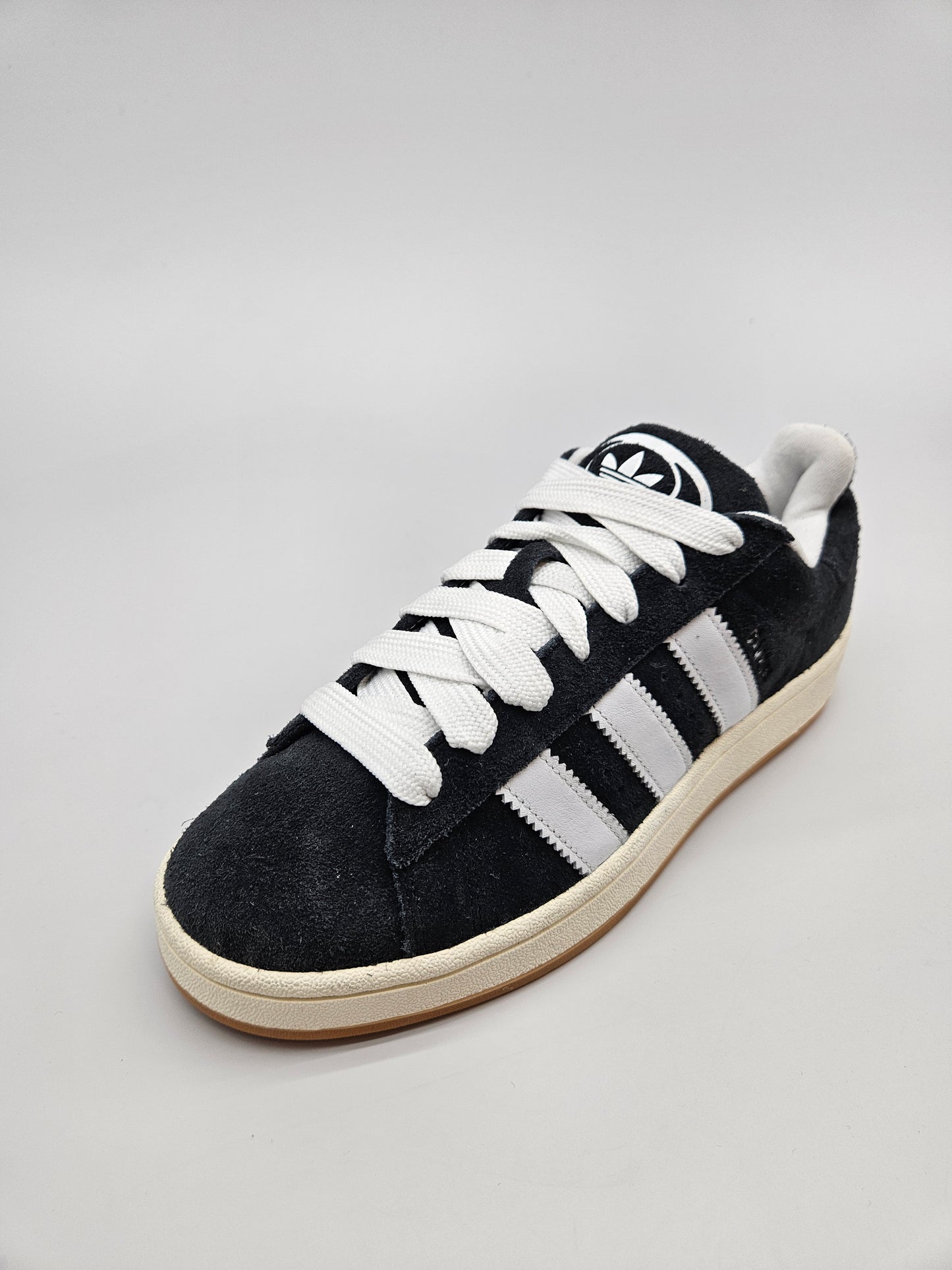 ADIDAS CAMPUS  NOVI ORIGINAL PATIKI BR 43