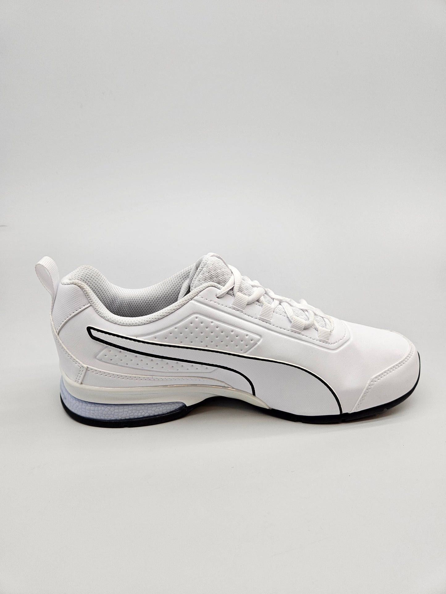 PUMA NOVI ORIGINAL PATIKI BR 44