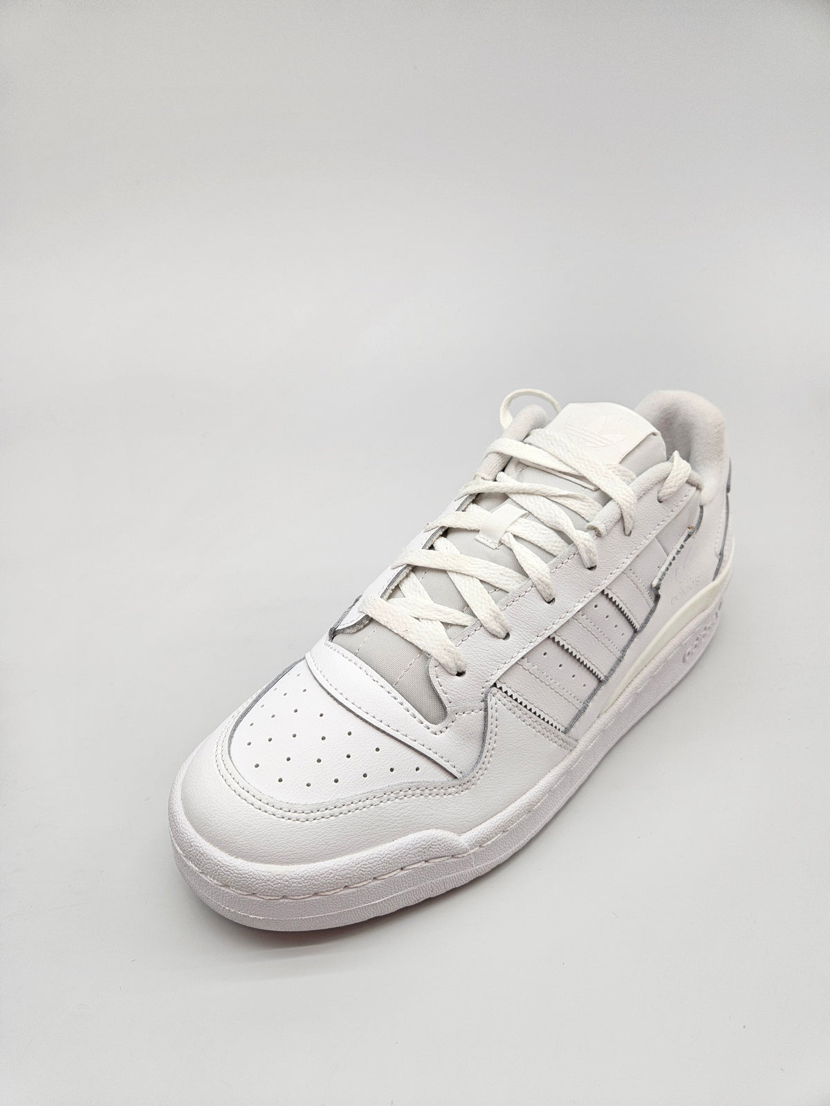 ADIDAS ORIGINAL PATIKI BR 42.5