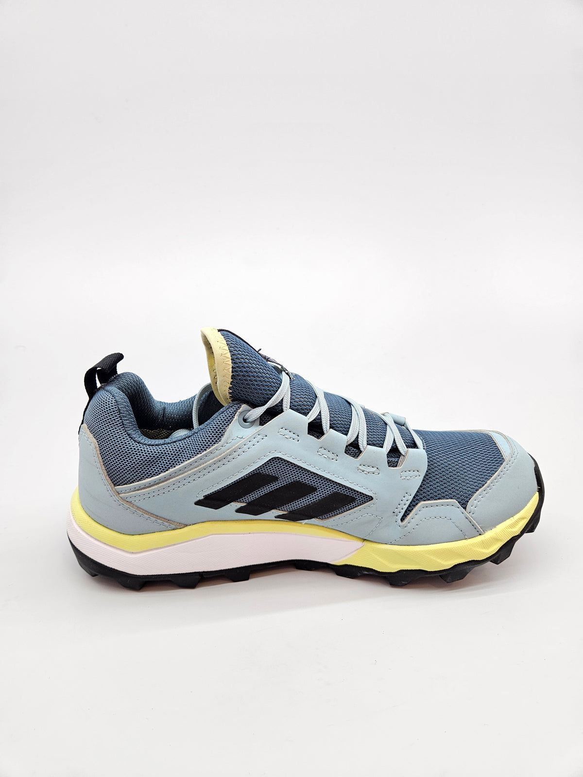ADIDAS TERREX VODOTPORNI PATIKI BR 38