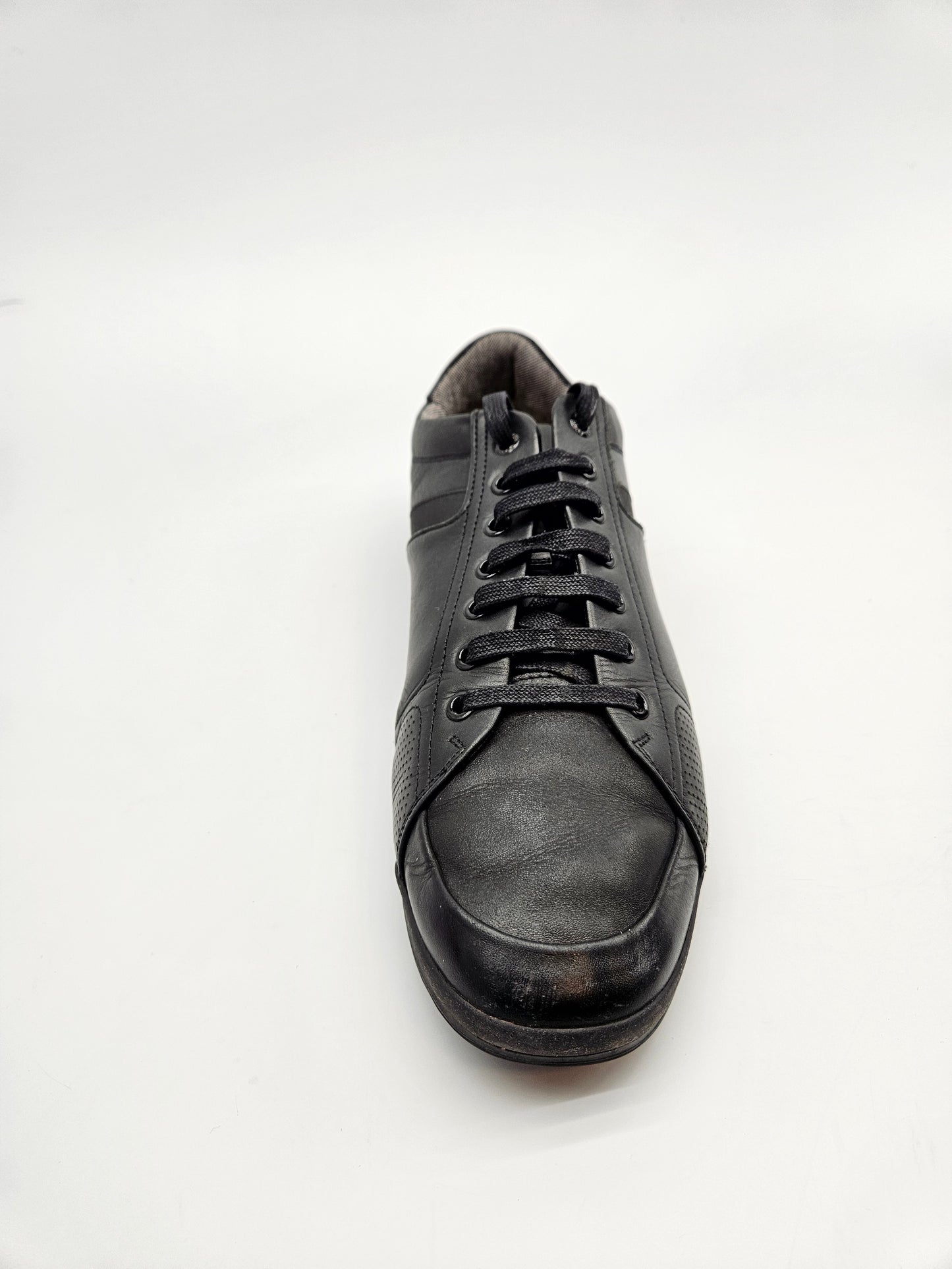 BOSS ORIGINAL KOZNI PATIKI BR 45