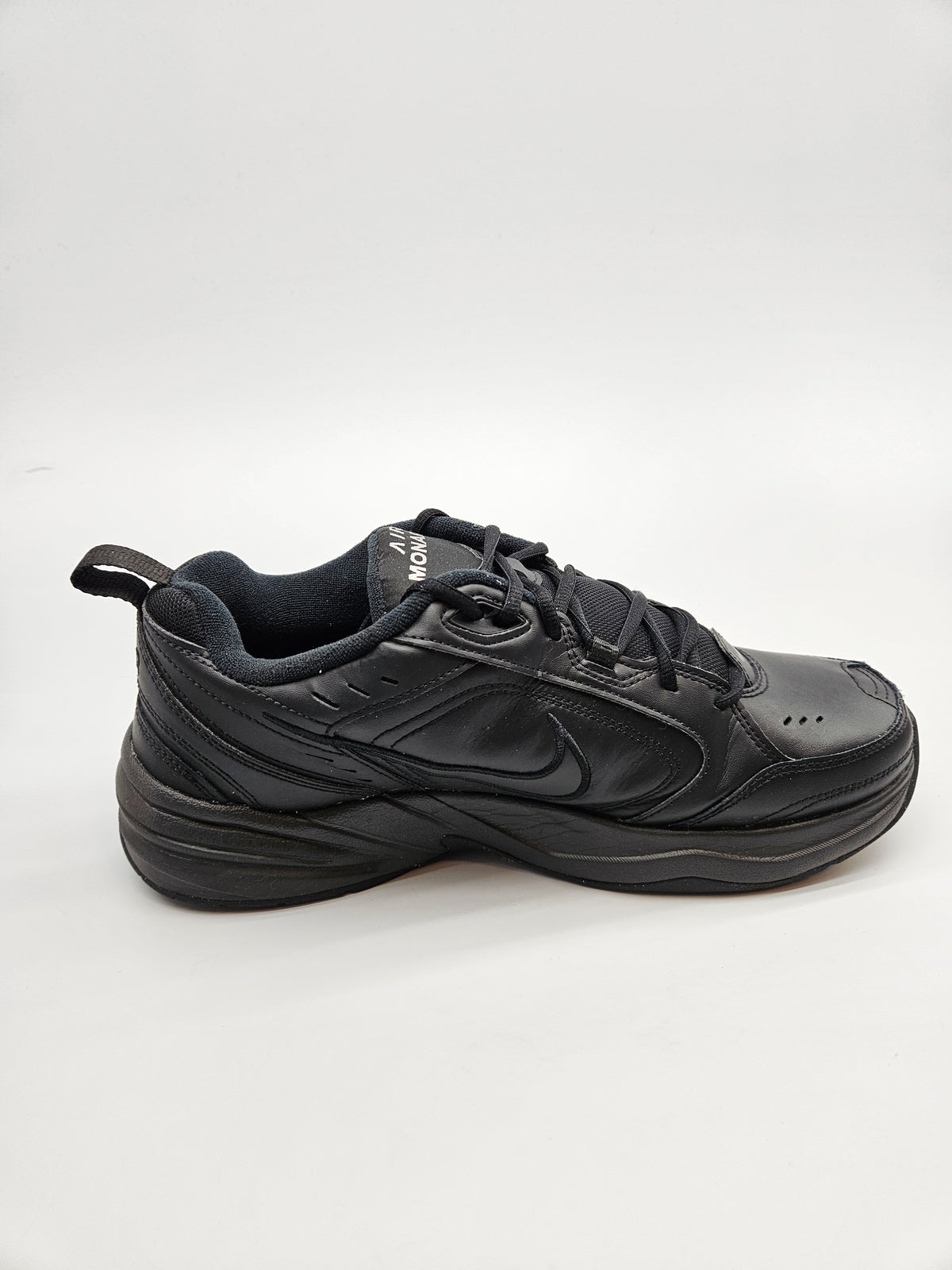 NIKE ORIGINAL KOZNI PATIKI BR 46
