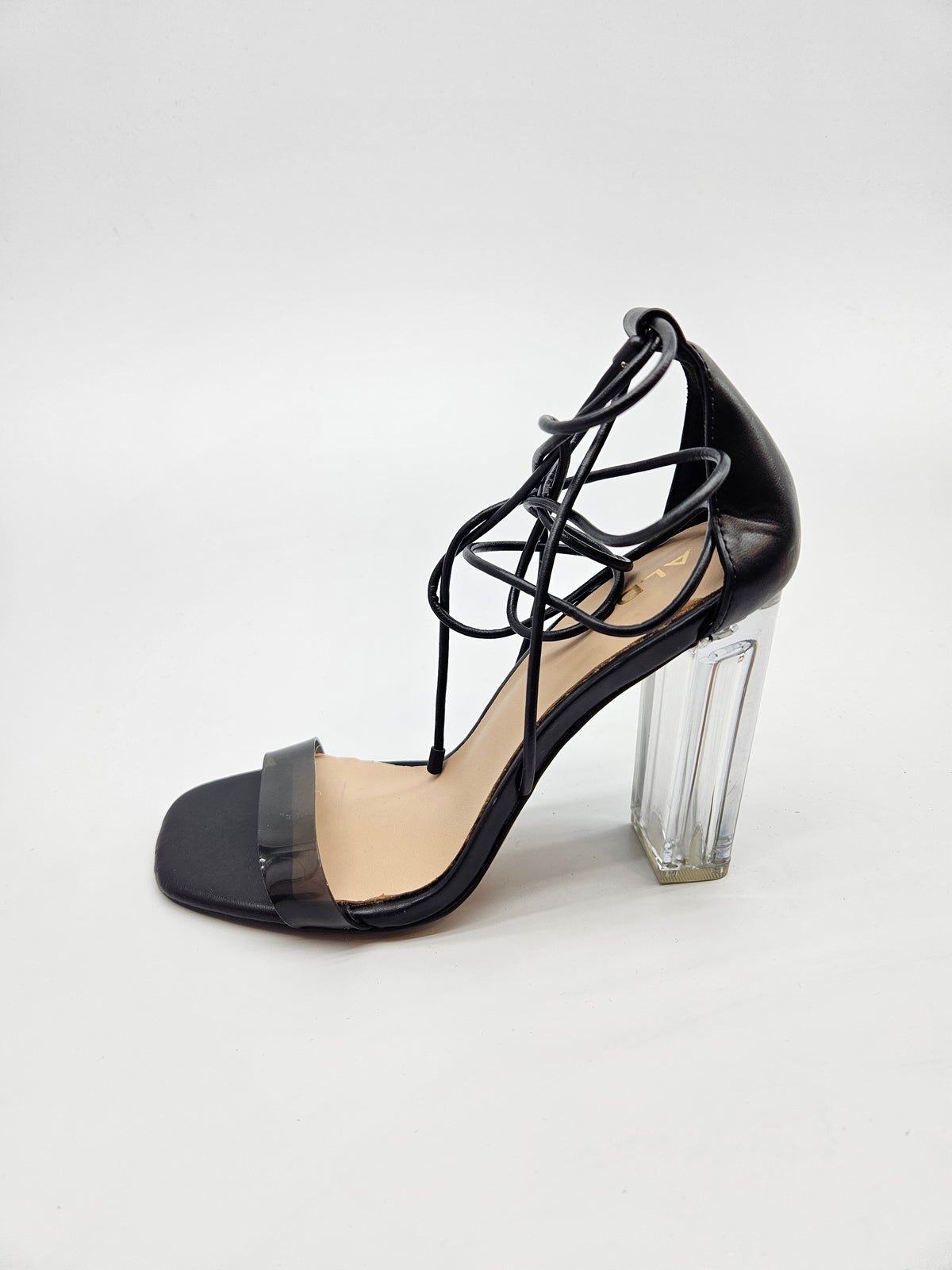 ALDO ORIGINAL NOVI SANDALKI BR 37