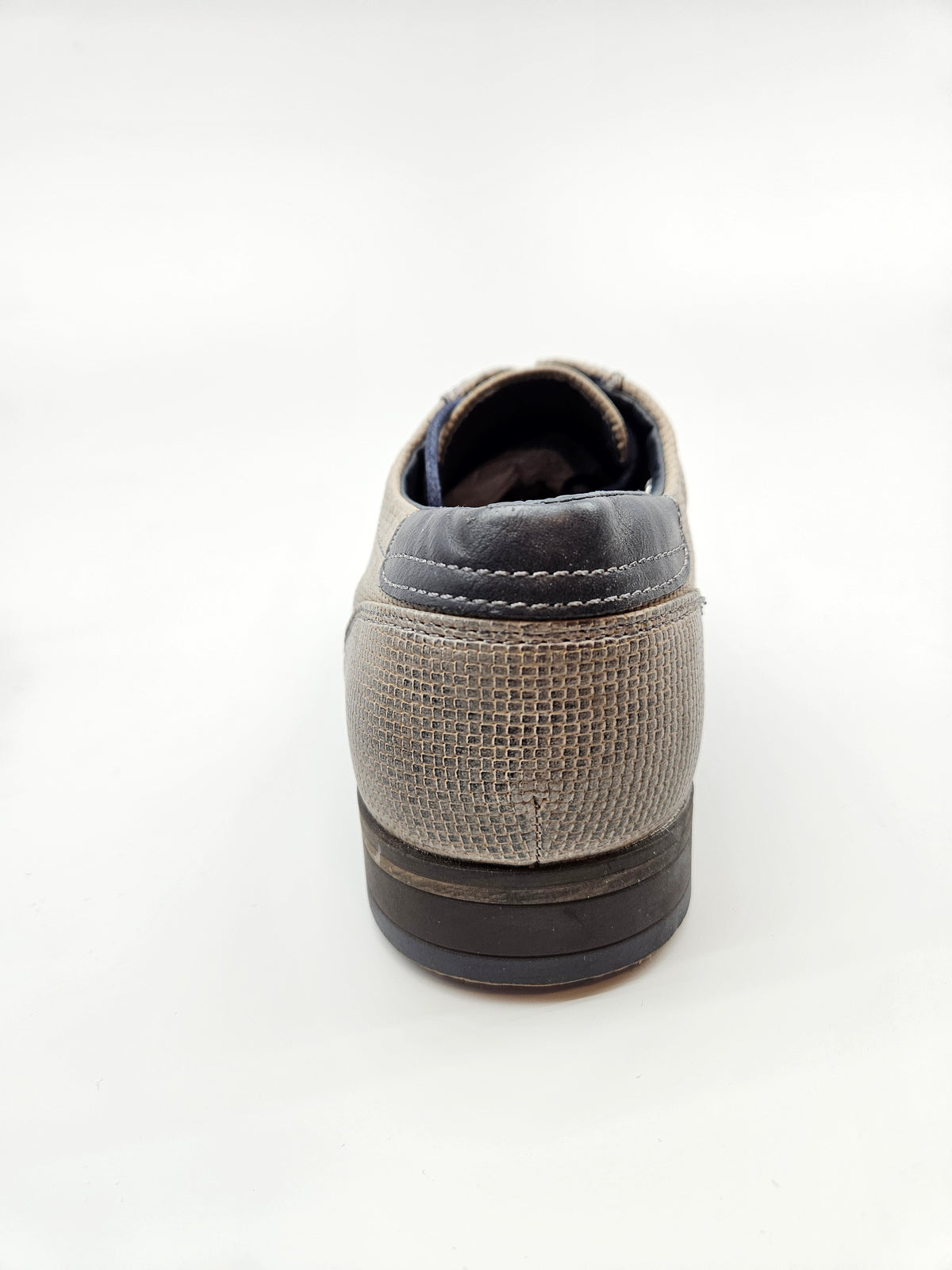 CHECKER NOVI ORIGINAL KOZNI CEVLI BR 41
