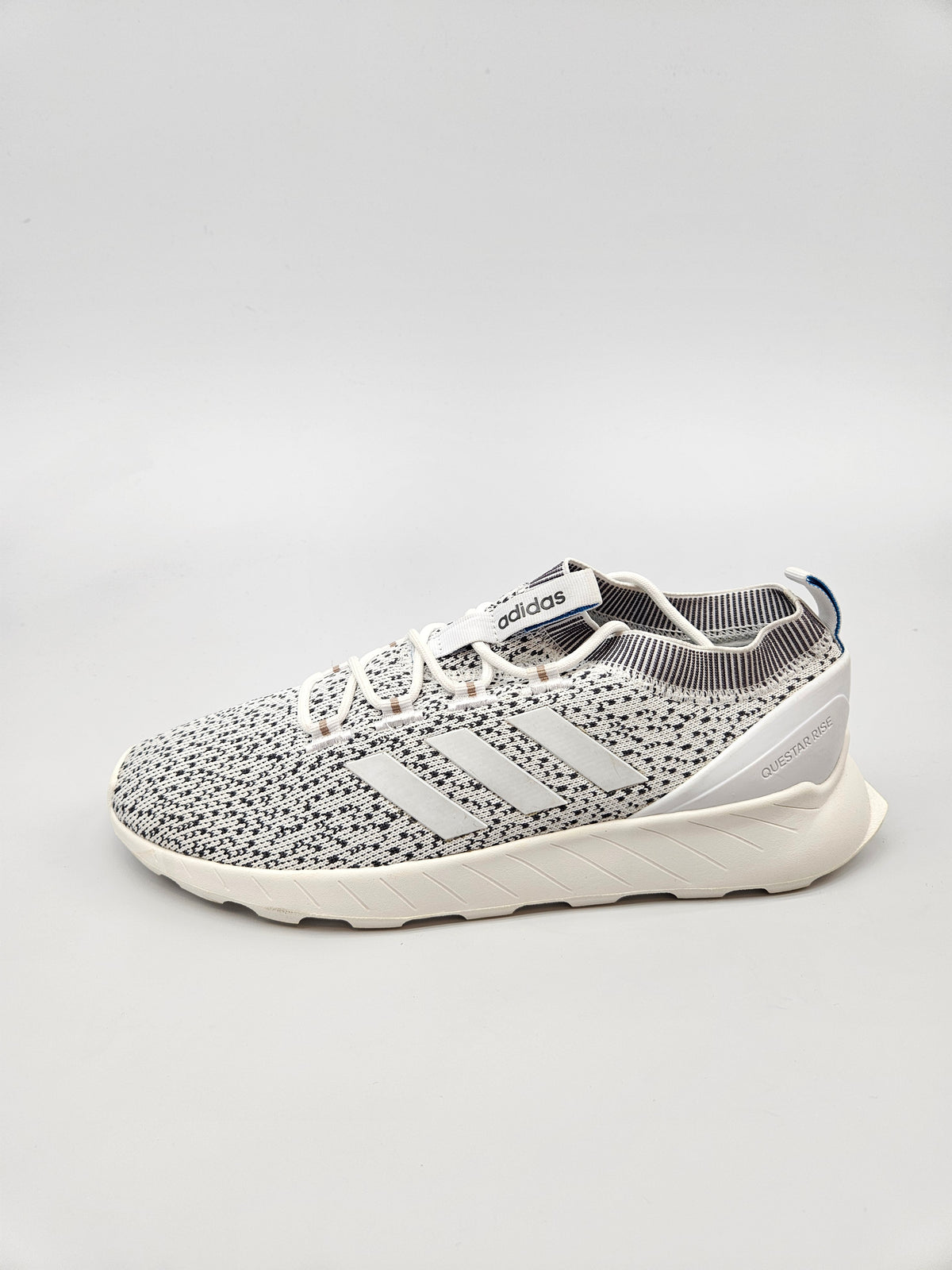 ADIDAS NOVI ORIGINAL PATIKI BR 42.5