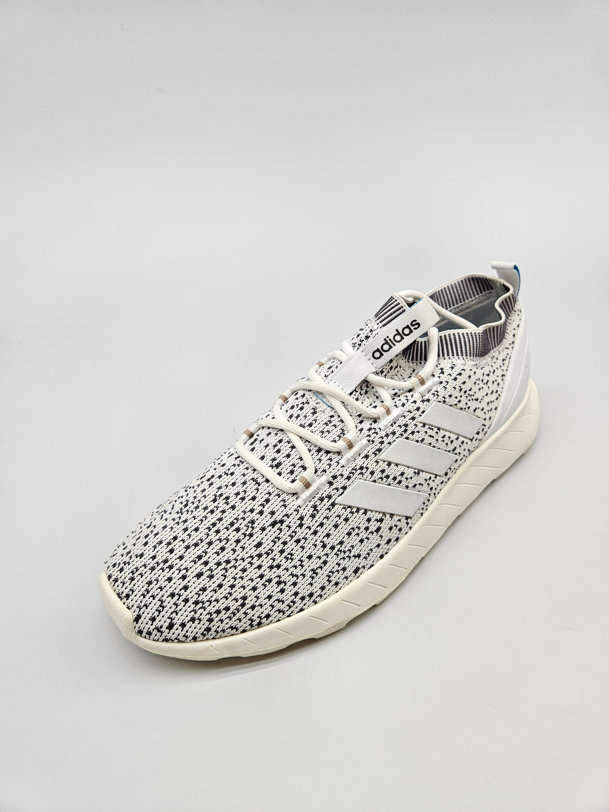 ADIDAS NOVI ORIGINAL PATIKI BR 42.5