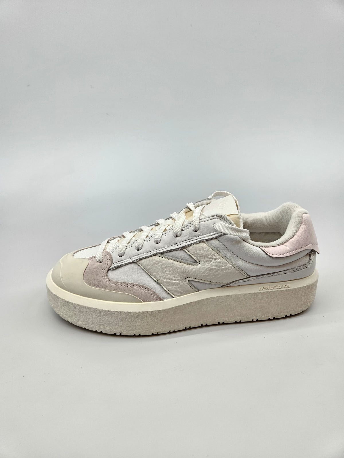 NEW BALANCE NOVI ORIGINAL PATIKI BR 42.5