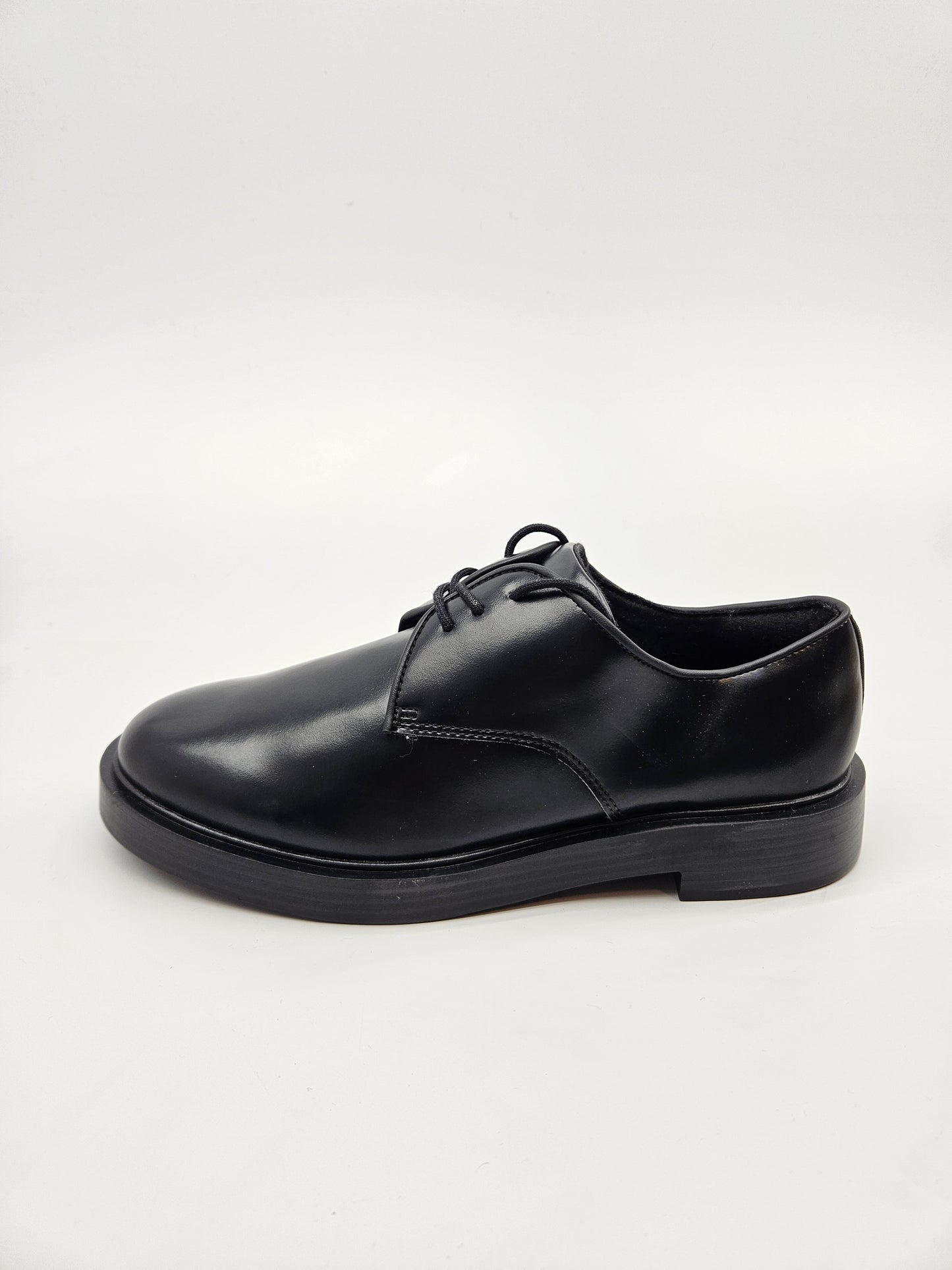 H&M ORI NOVI CEVLI BR 39
