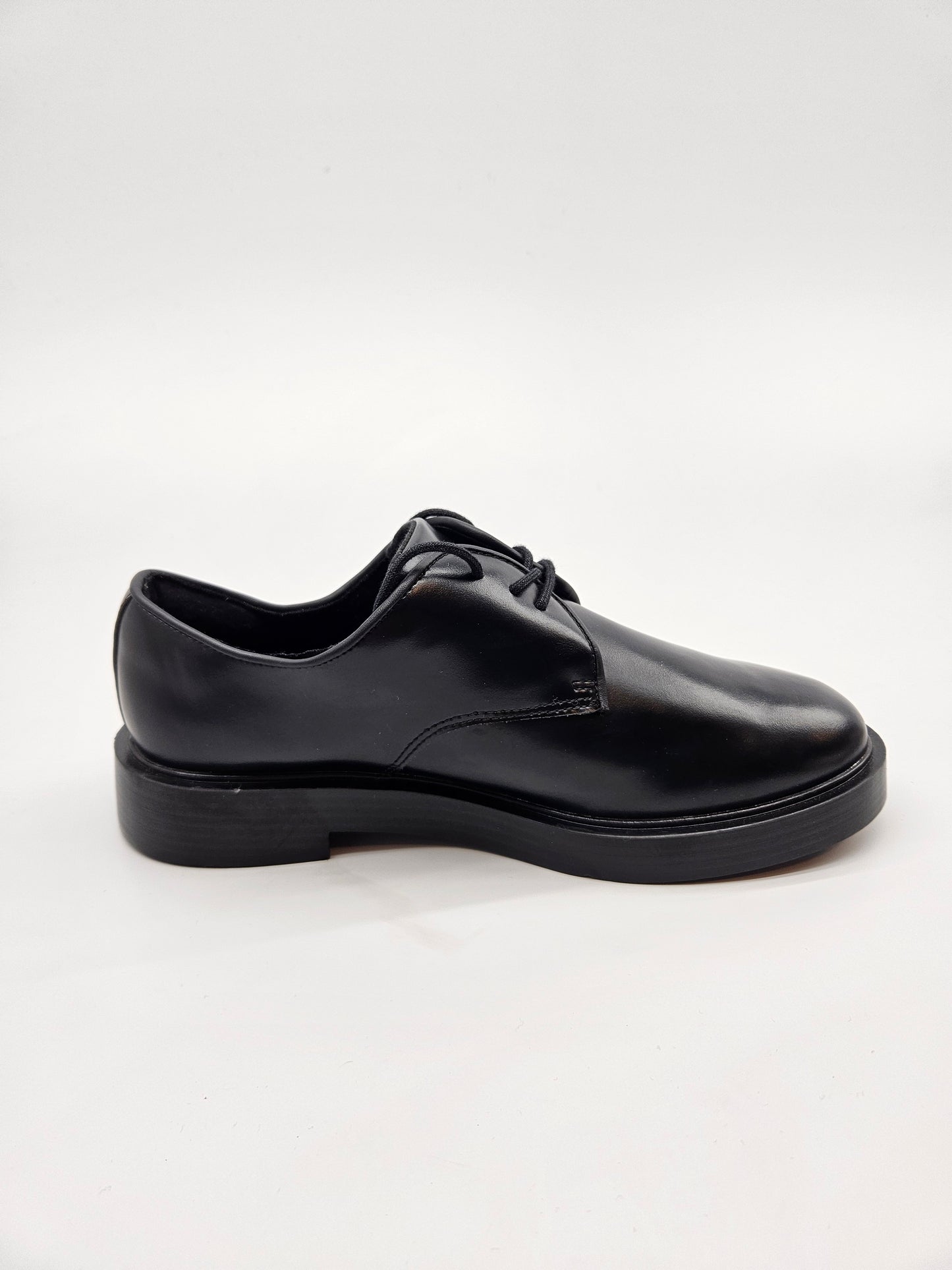 H&M ORI NOVI CEVLI BR 39