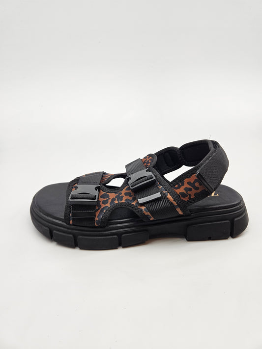 ZIZZI NOVI ORIGINAL SANDALKI BR 40