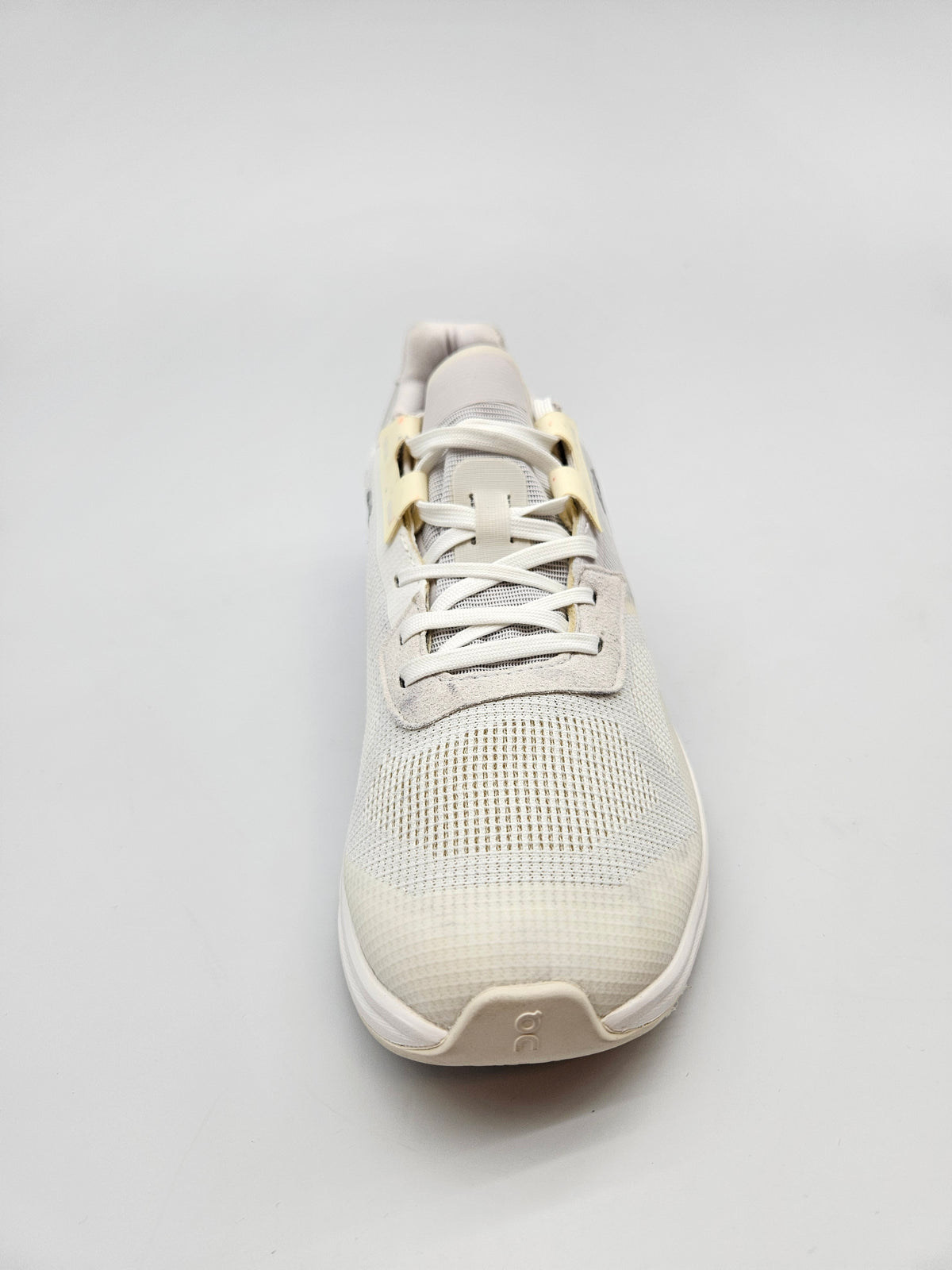 ON RUNNING NOVI ORIGINAL PATIKI BR 38