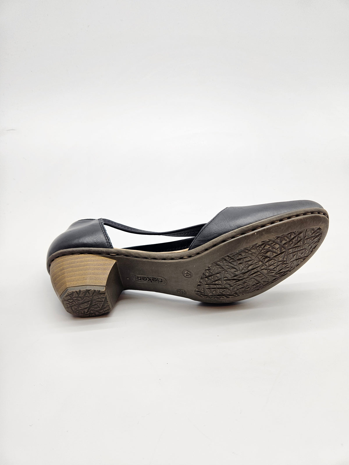 RIEKER ORIGINAL KOZNINCEVLI BR 40