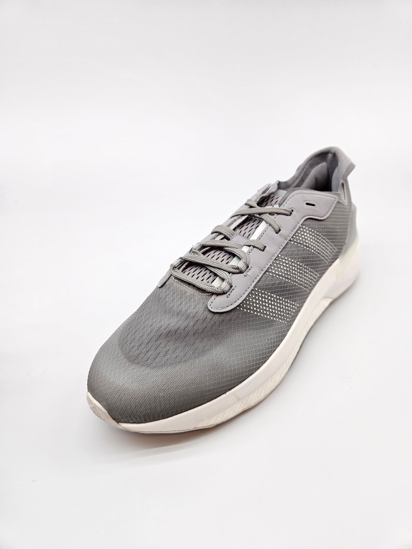 ADIDAS NOVI ORIGINAL PATIKI BR 45