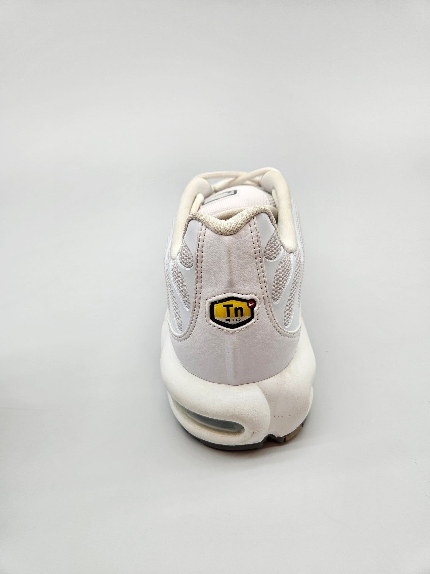 NIKE AIRMAX NOVI ORIGINAL PATIKI BR 47