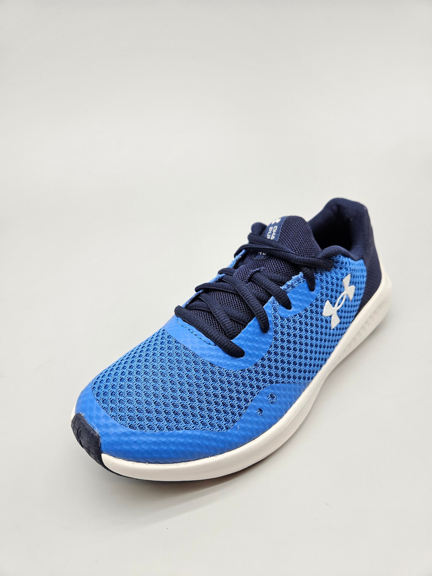 UNDER ARMOUR ORIGINAL PATIKI BR 38.5