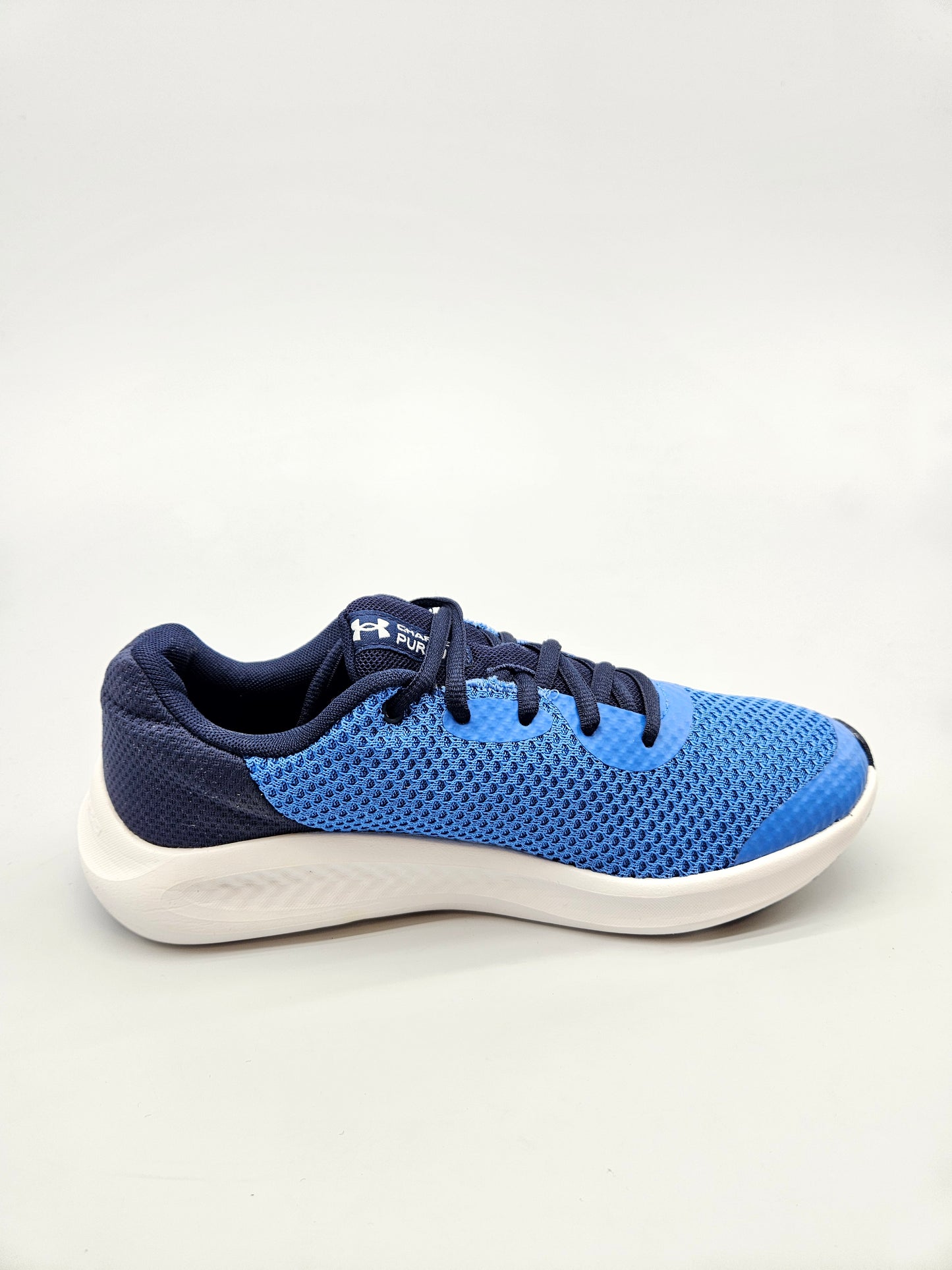 UNDER ARMOUR ORIGINAL PATIKI BR 38.5