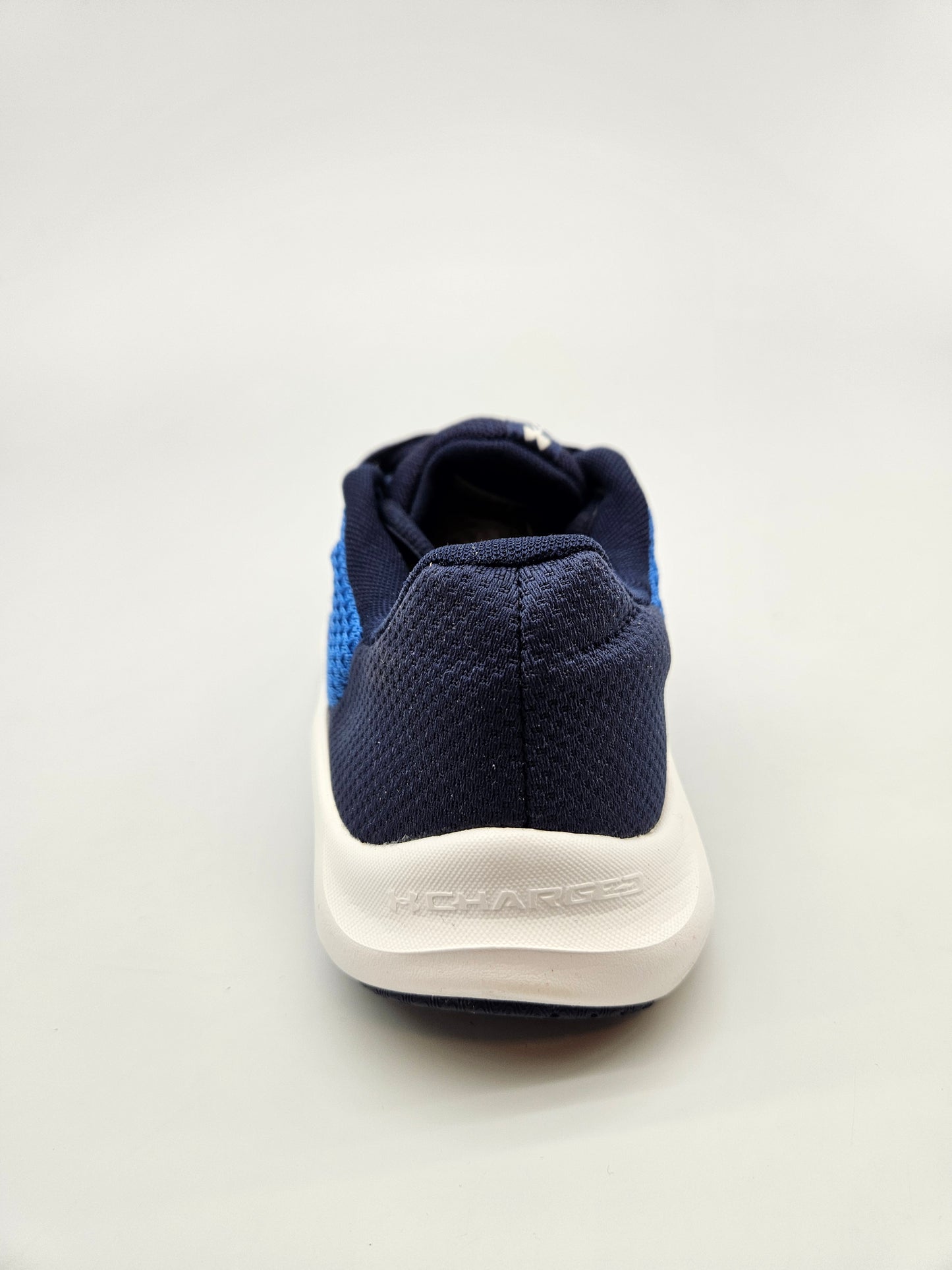 UNDER ARMOUR ORIGINAL PATIKI BR 38.5