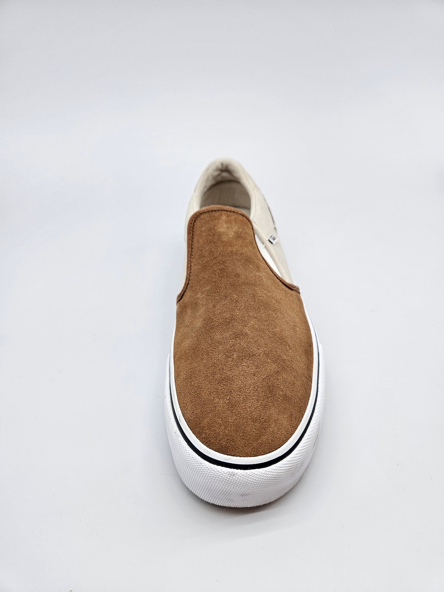 VANS NOVI ORIGINAL PATIKI BR 44