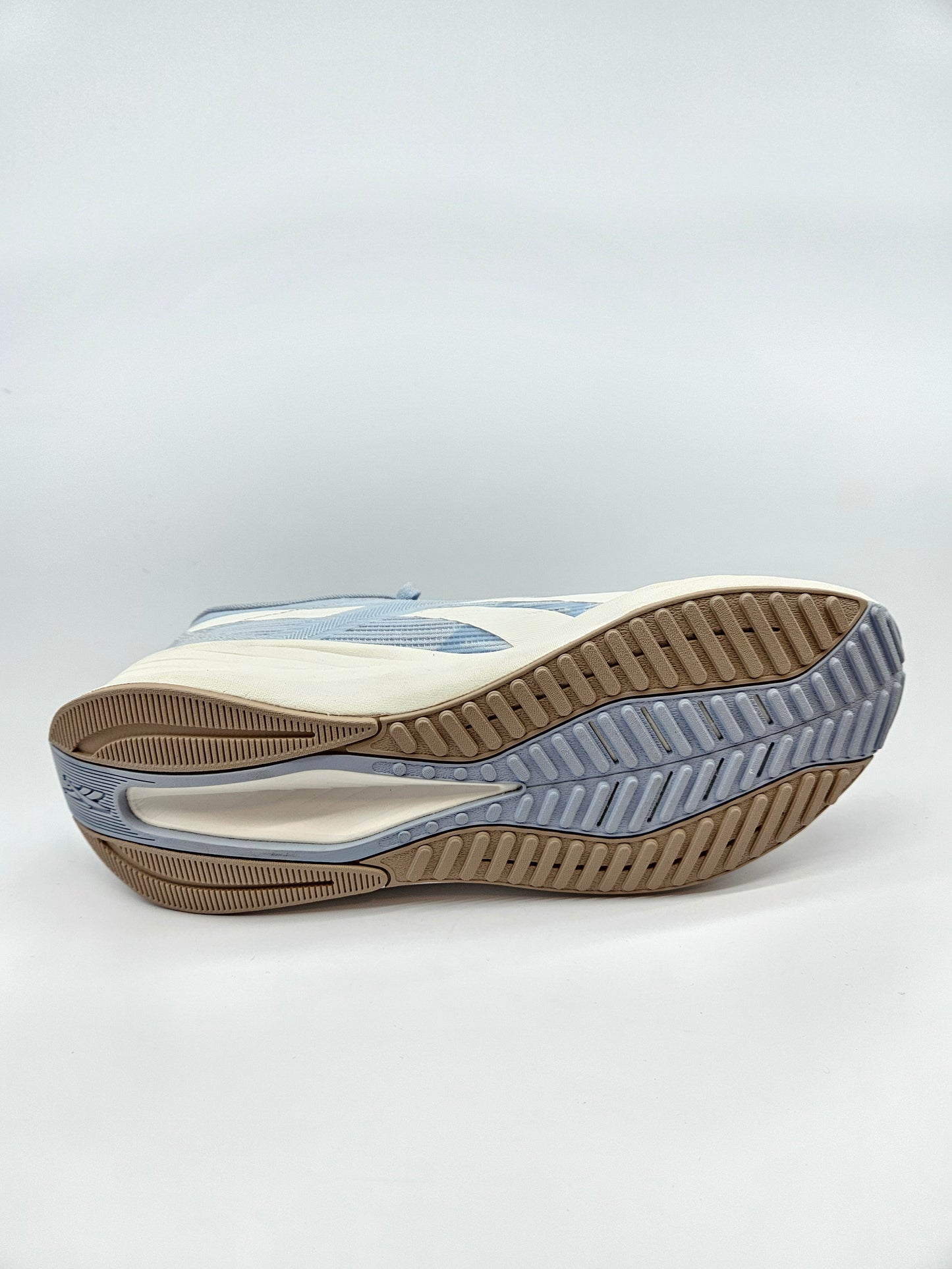 REEBOK NOVI ORIGINAL PATIKI BR 42.5