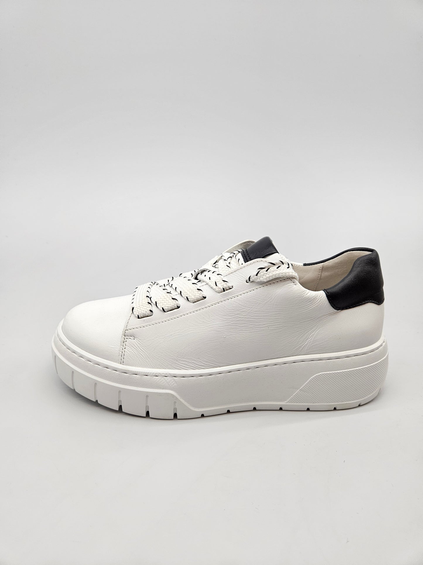 GABOR ORIGINAL KOZNI PATIKI BR 39