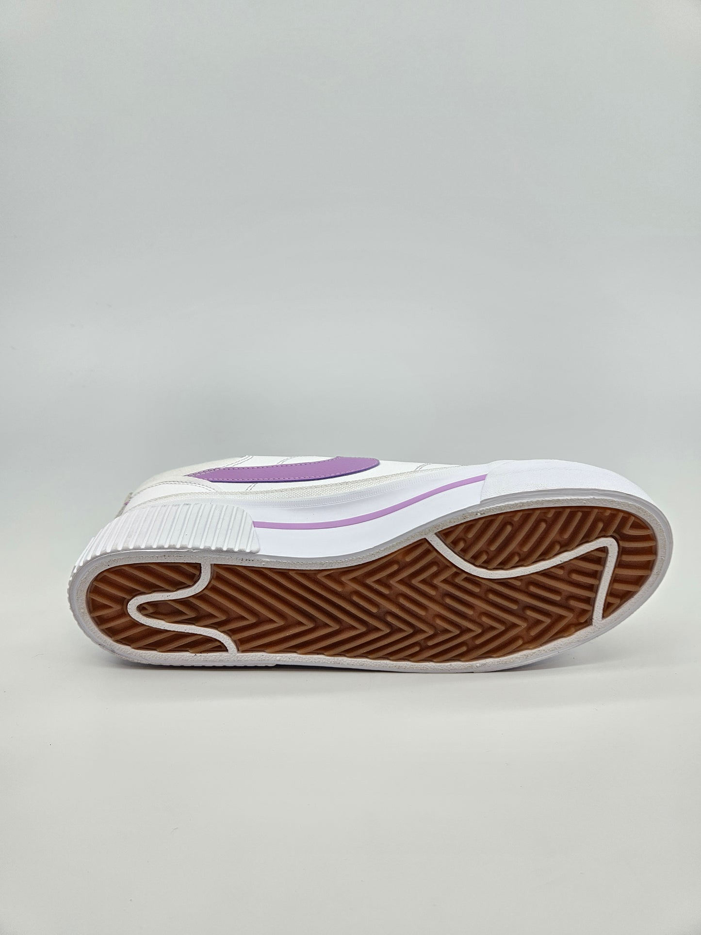 NIKE NOVI ORIGINAL PATIKI BR 43