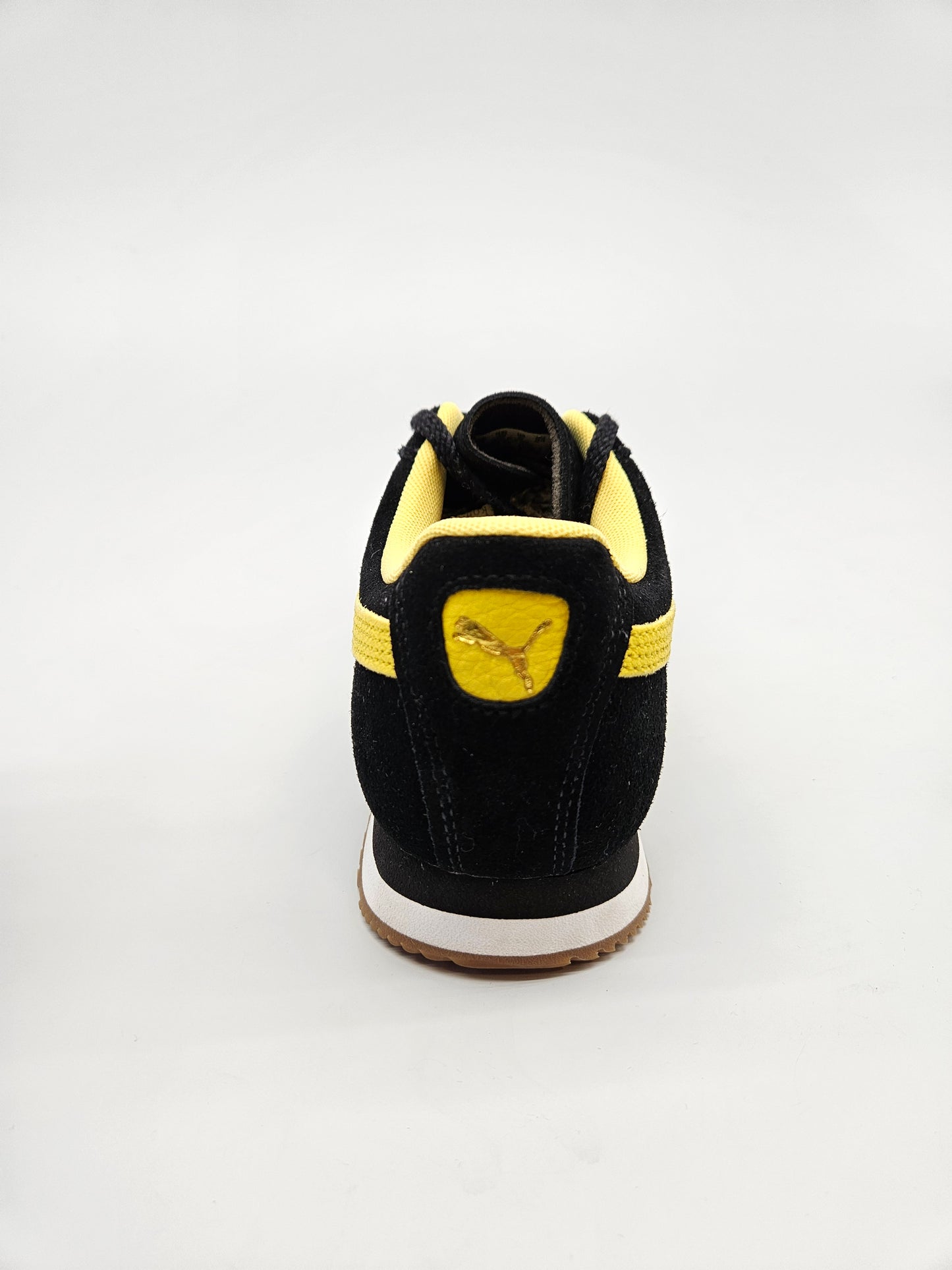 PUMA NOVI ORIGINAL PATIKI BR 38