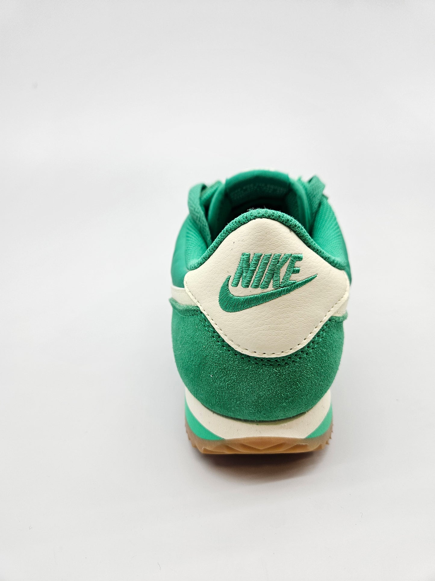 NIKE NOVI ORIGINAL PATIKI BR 42.5