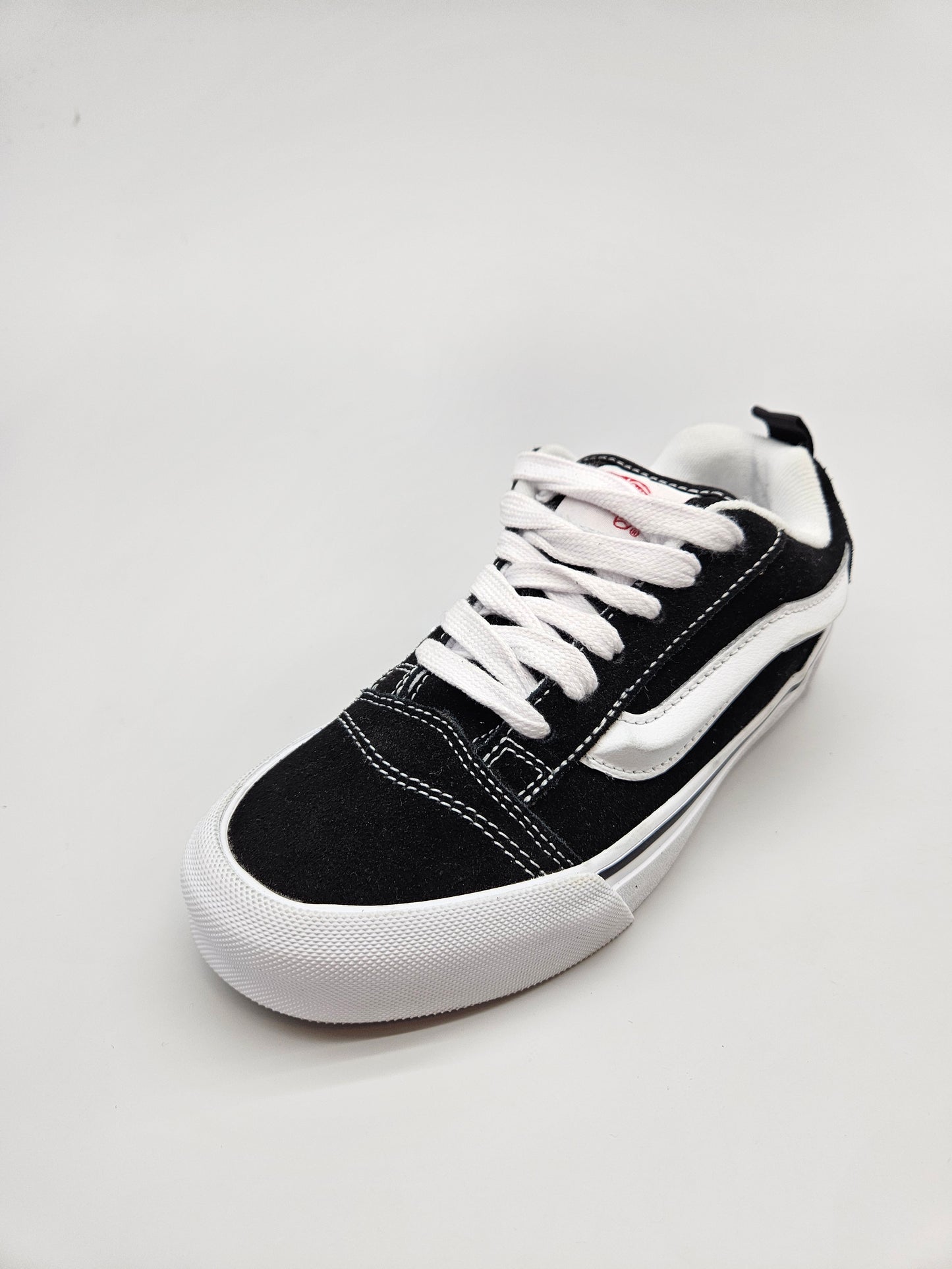 VANS NOVI ORIGINAL PATIKI BR 36