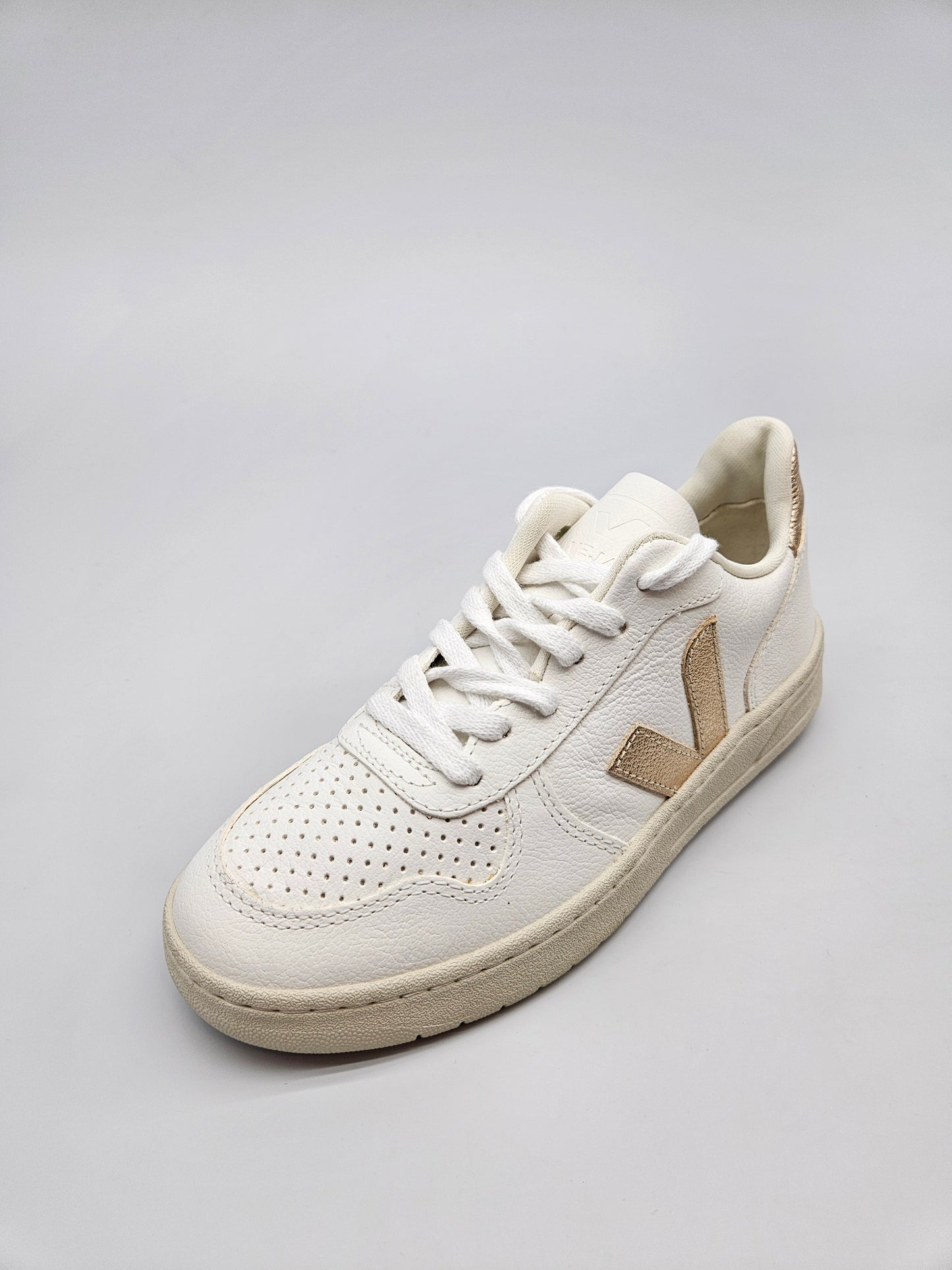 VEJA ORIGINAL KOZNI PATIKI BR 37