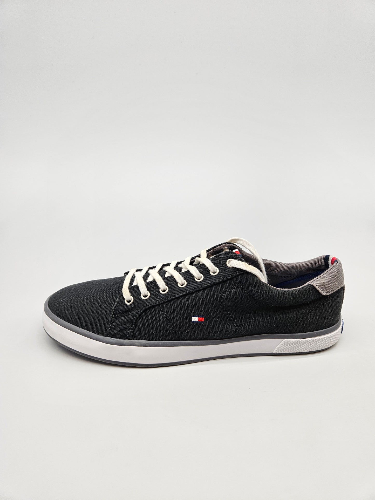 TOMMY HILFIGER ORIGINAL PATIKI BR 40