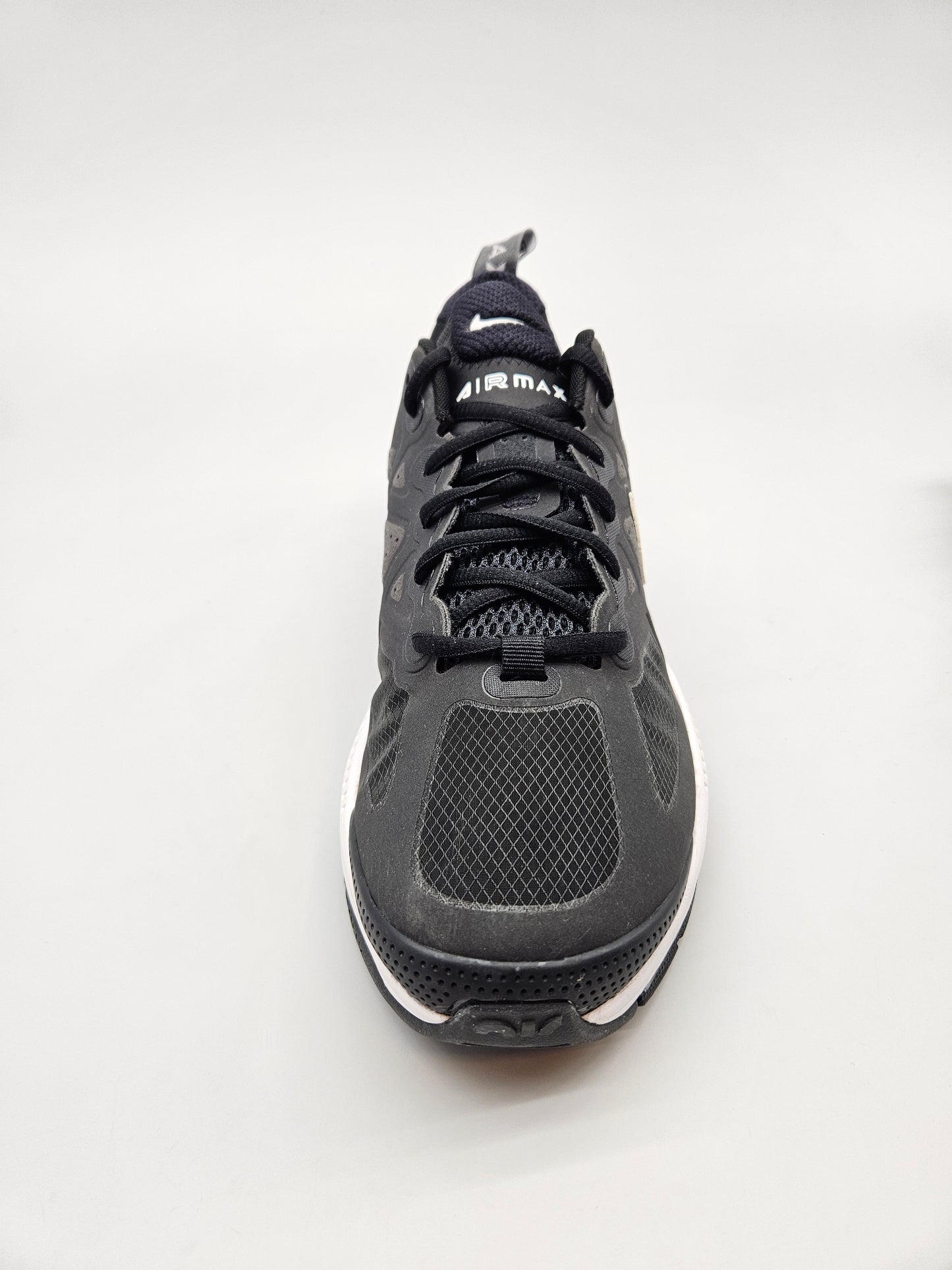 NIKE AIRMAX NOVI ORIGINAL PATIKI BR 45