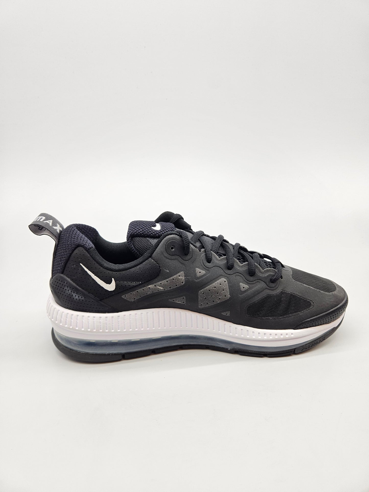 NIKE AIRMAX NOVI ORIGINAL PATIKI BR 45