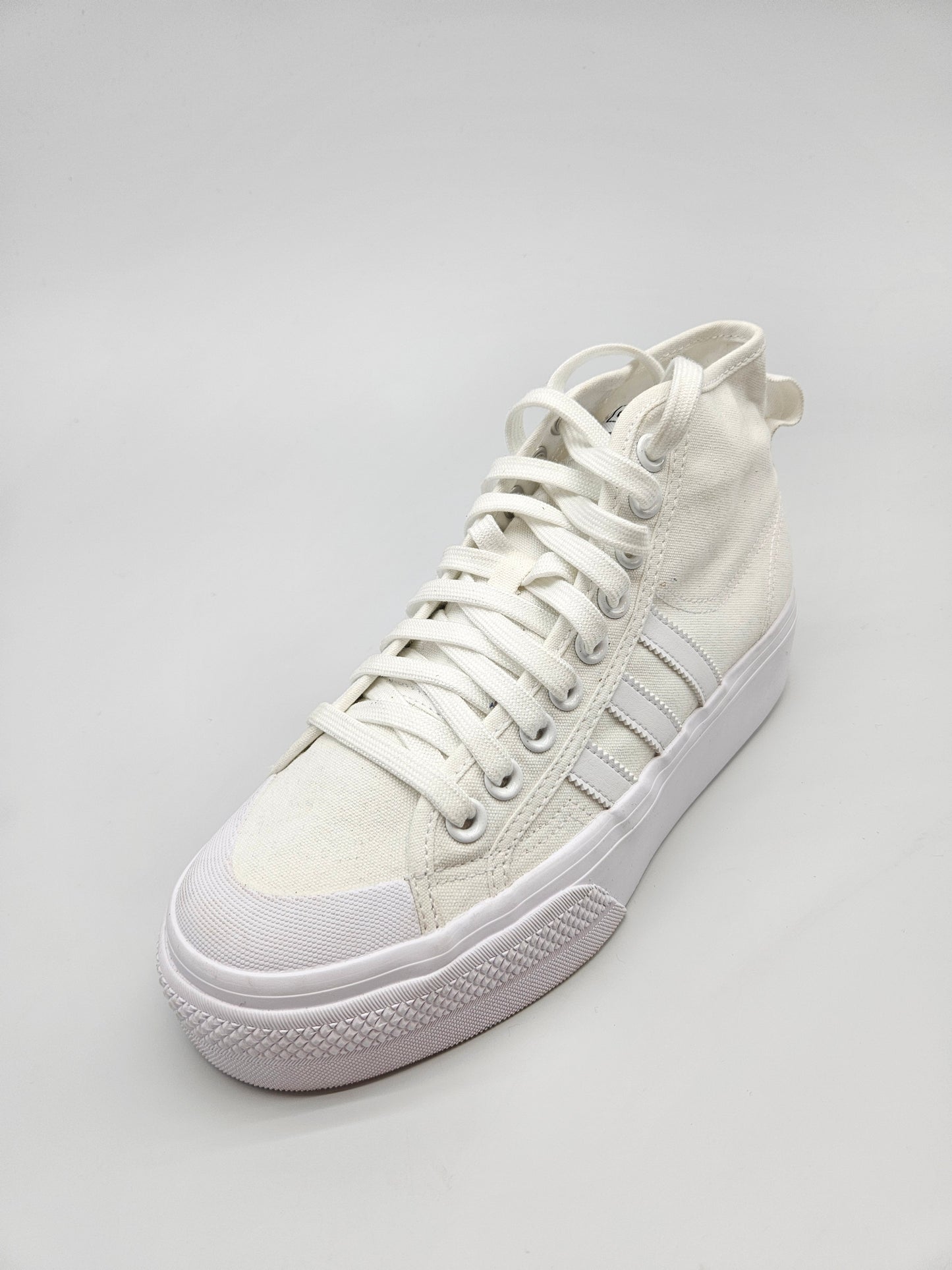 ADIDAS NOVI ORIGINAL PATIKI BR 40