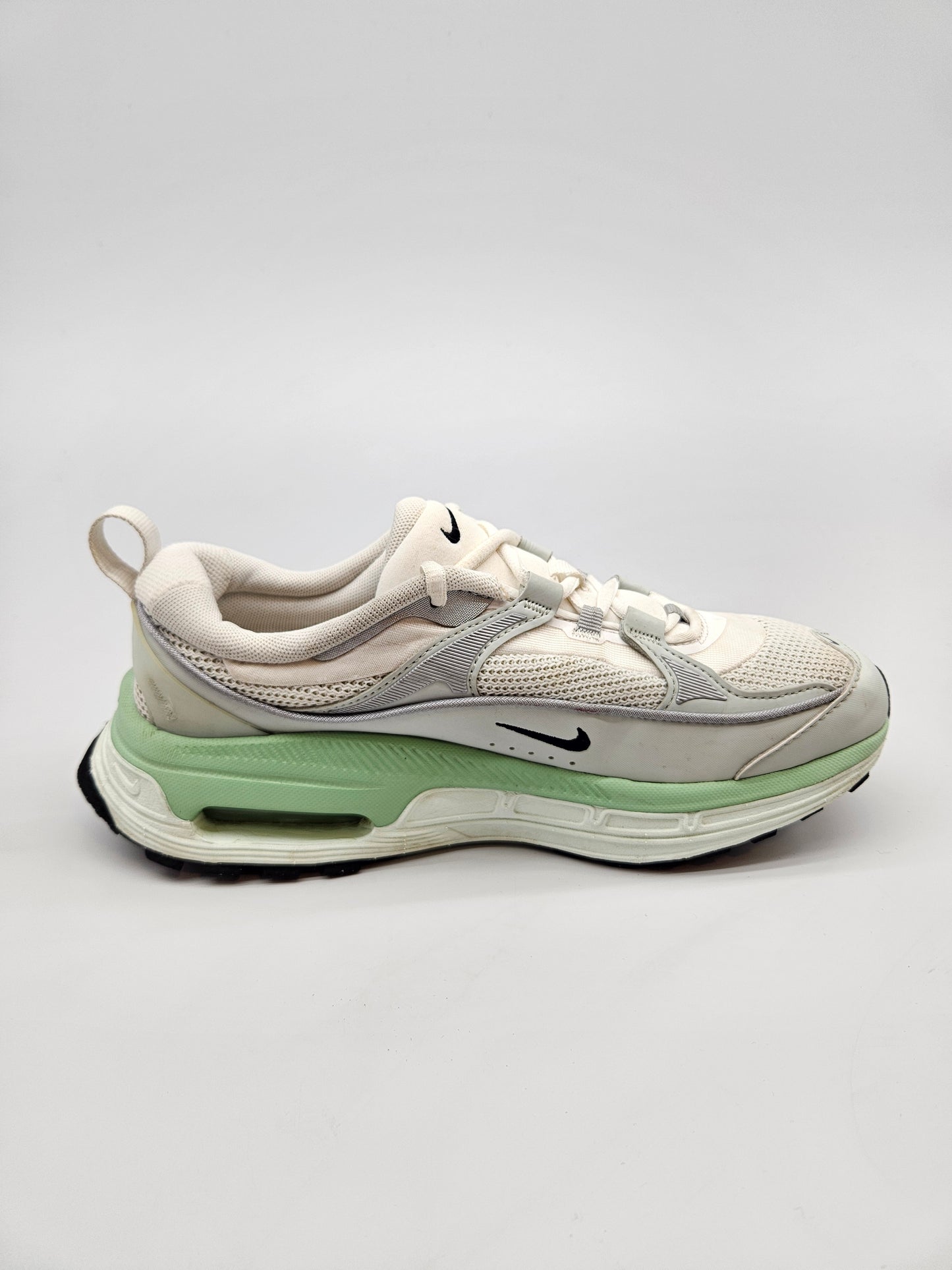 NIKE ORIGINAL PATIKI 38.5
