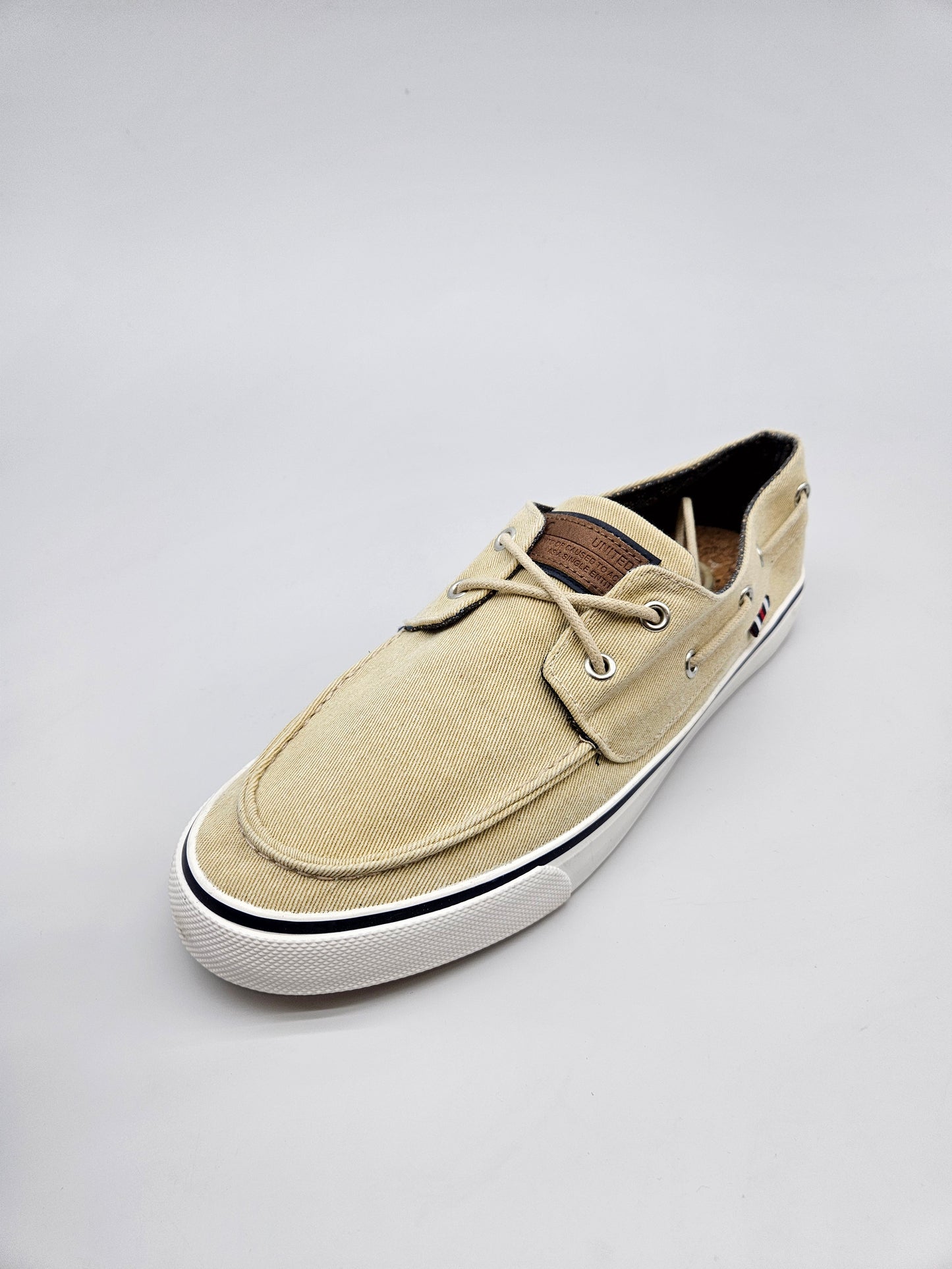 PIER ONE ORIGINAL PATIKI BR 42