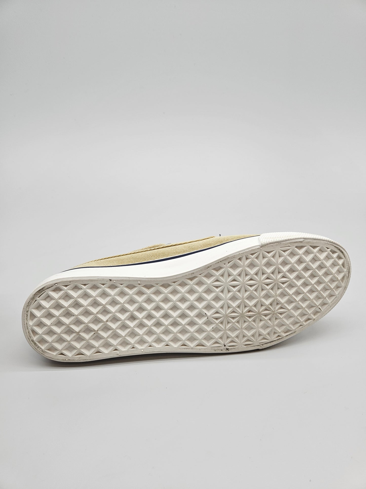 PIER ONE ORIGINAL PATIKI BR 42