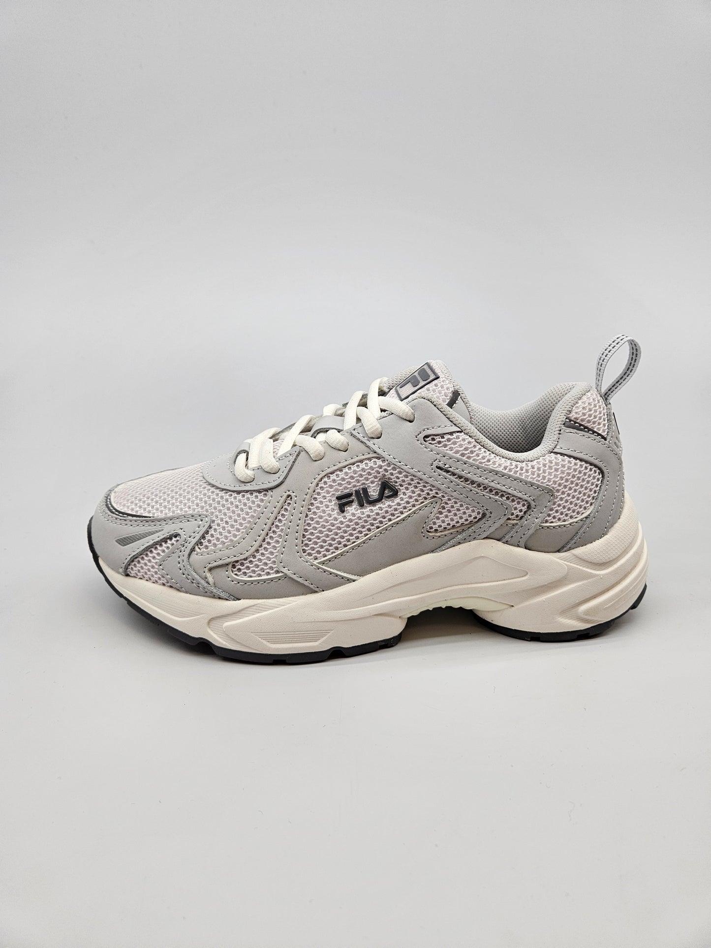FILA NOVI ORIGINAL PATIKI BR 38