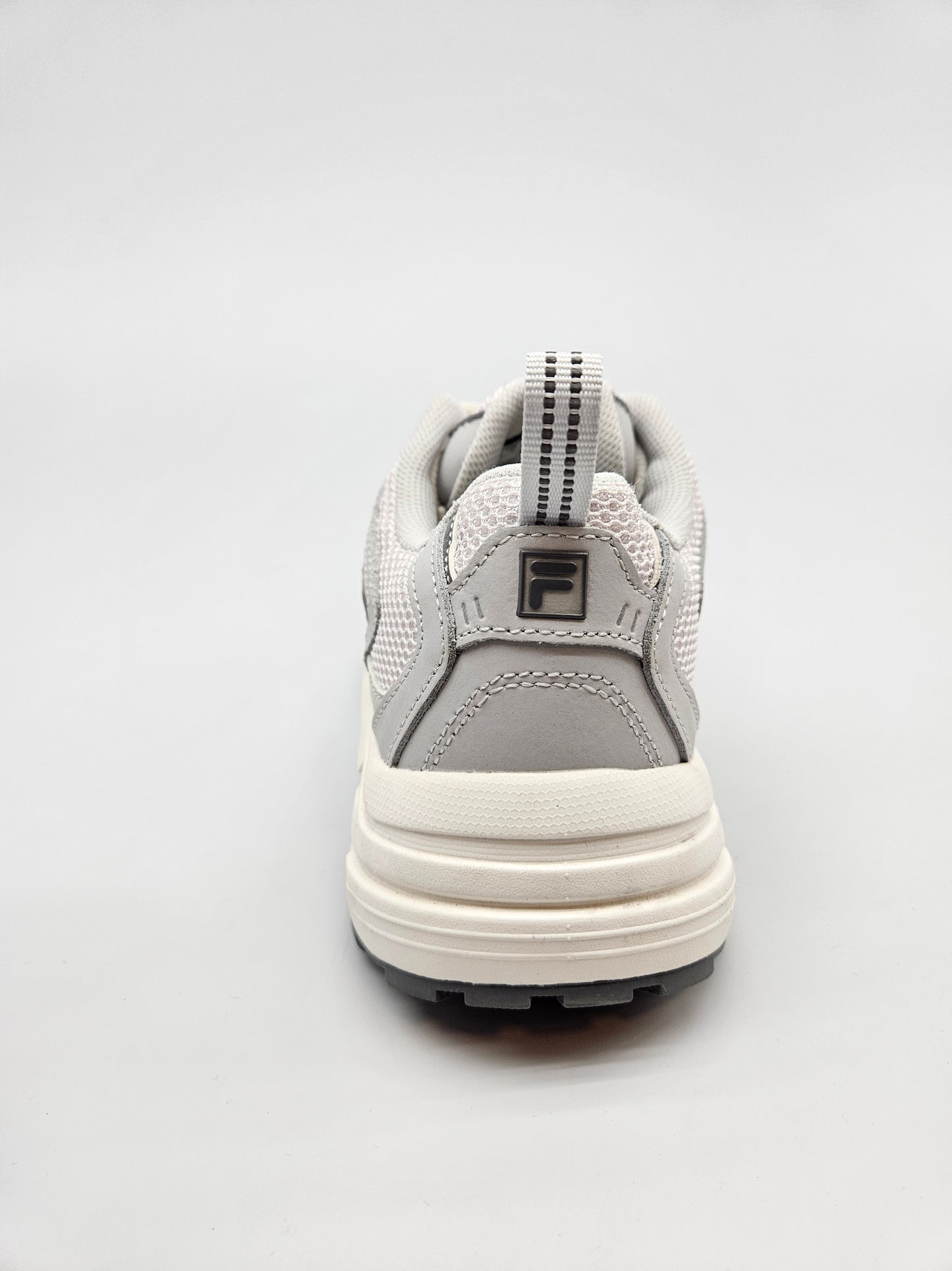 FILA NOVI ORIGINAL PATIKI BR 38