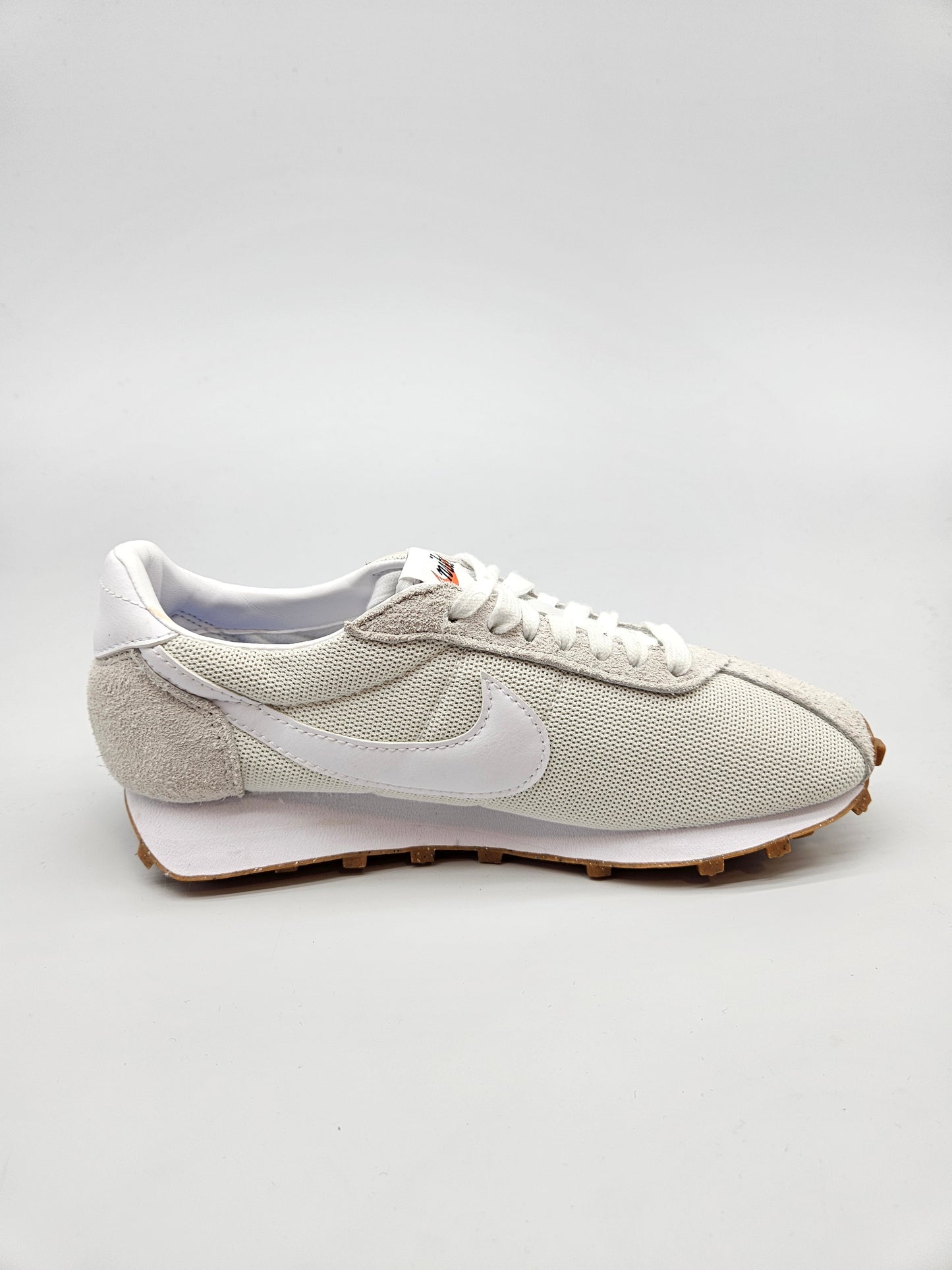 NIKE NOVI ORIGINAL PATIKI BR 38.5
