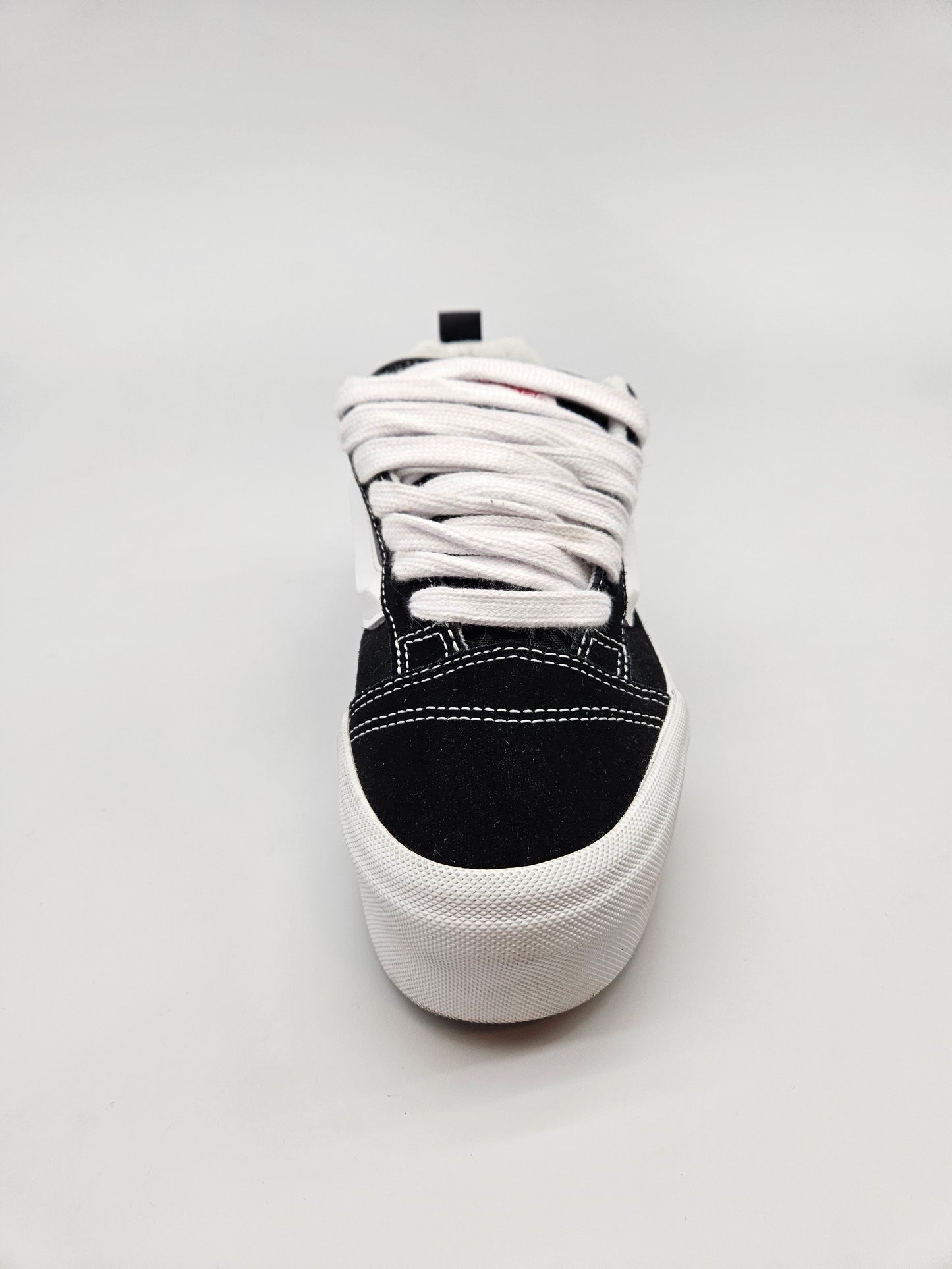 VANS NOVI ORIGINAL PATIKI BR 39