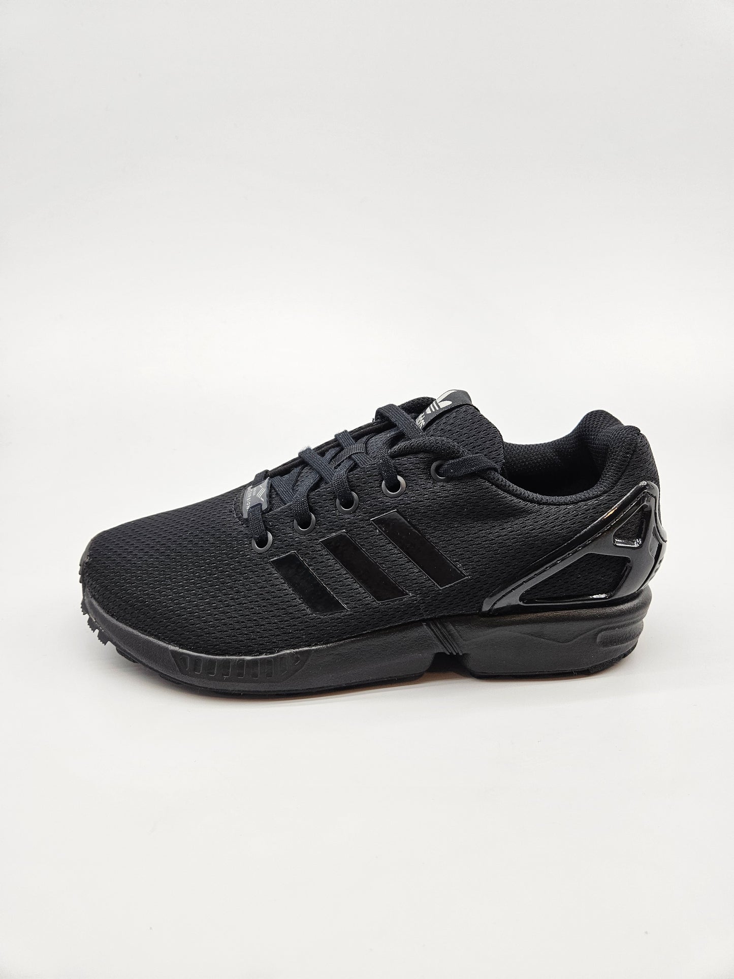 ADIDAS NOVI ORIGINAL PATIKI BR 38.5