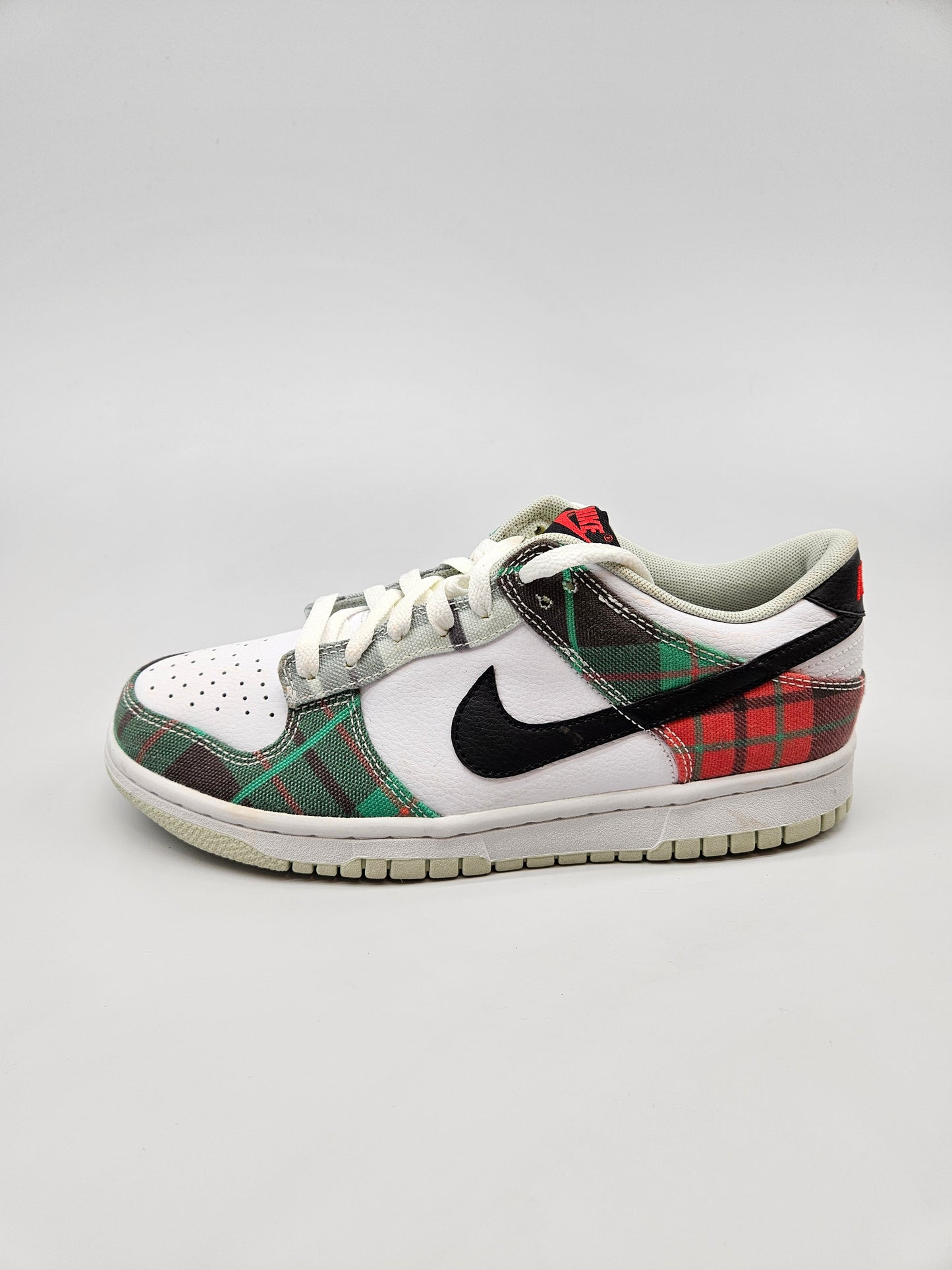 NIKE NOVI ORIGINAL PATIKI BR 40
