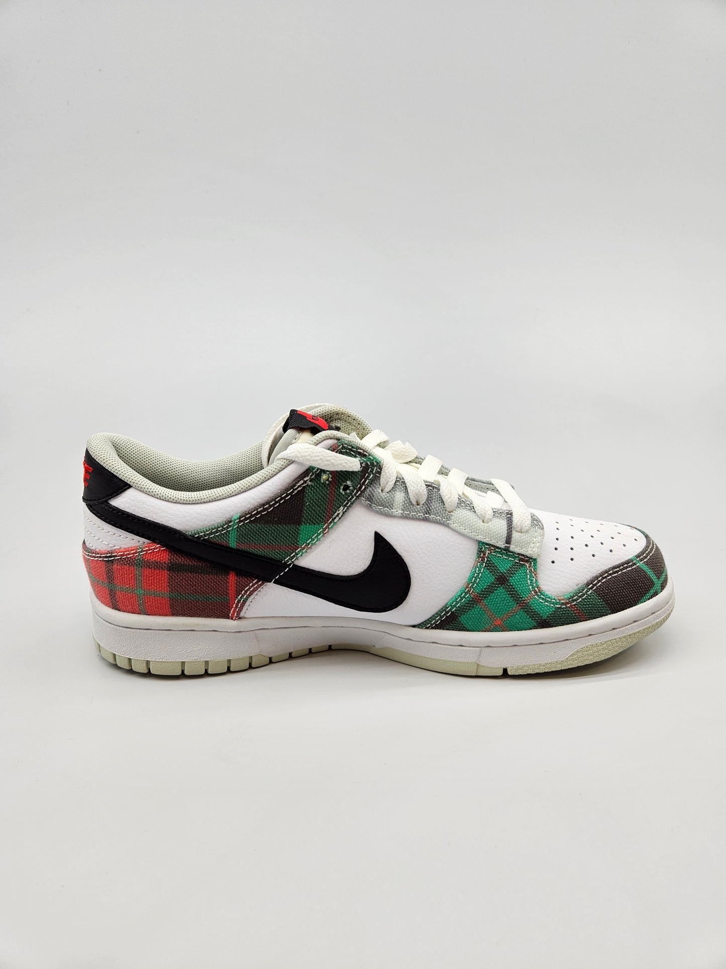 NIKE NOVI ORIGINAL PATIKI BR 40