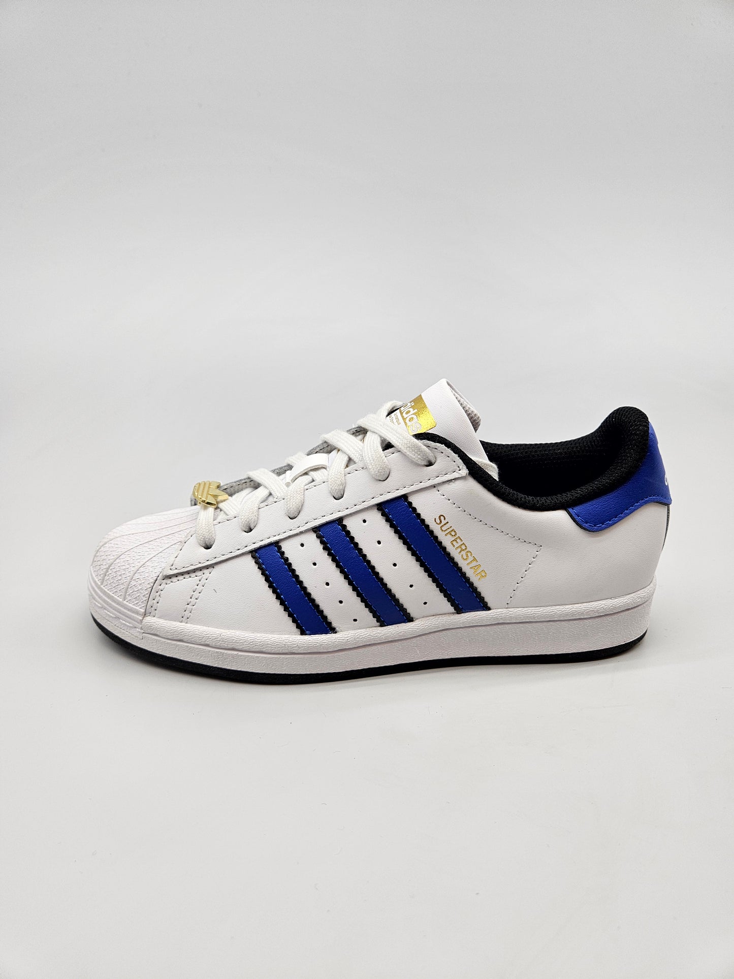 ADIDAS ORIGINAL NOVI PATIKI BR 36