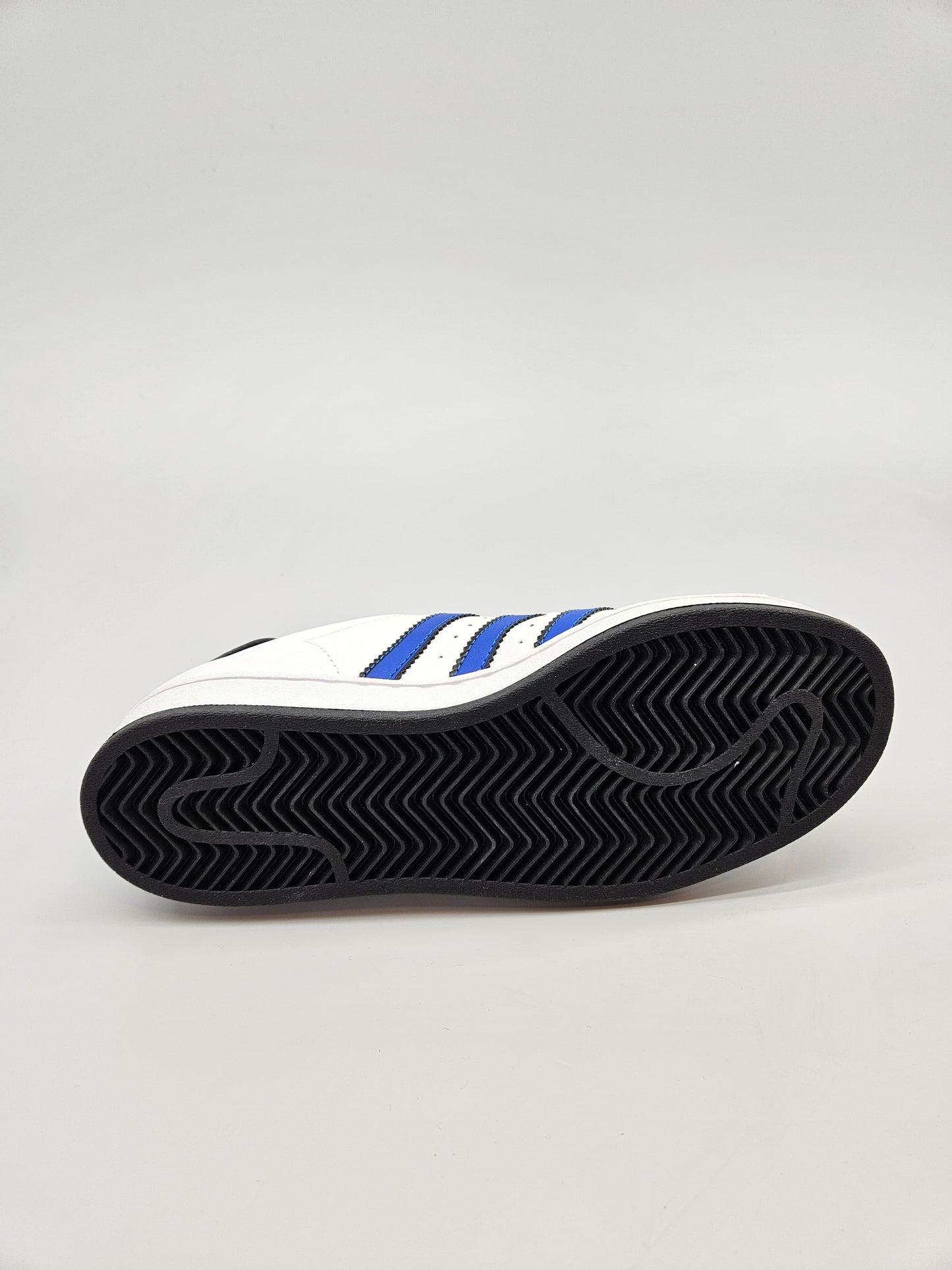 ADIDAS ORIGINAL NOVI PATIKI BR 36