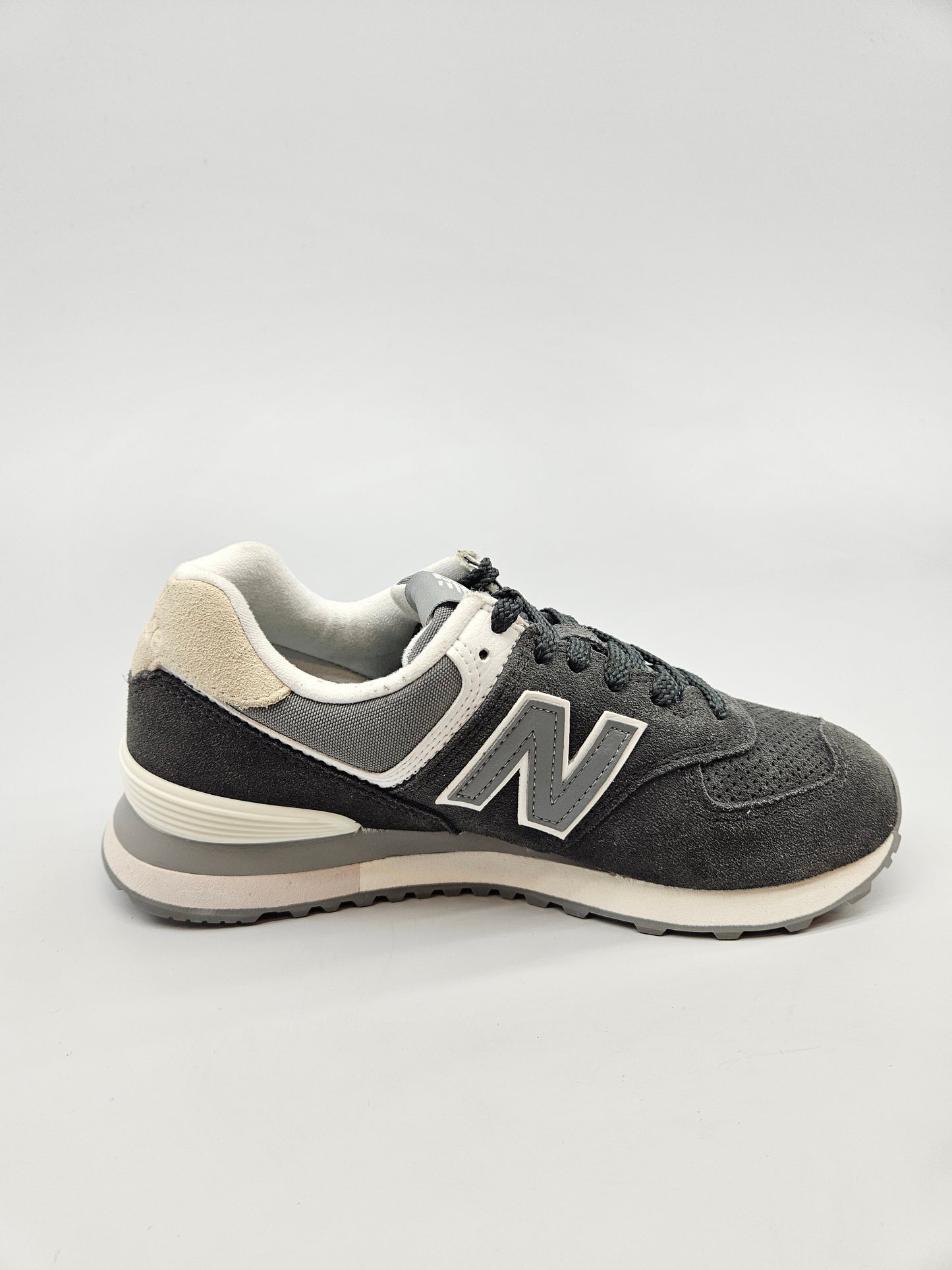 NEW BALANCE ORIGINAL NOVI PATIKI BR 38.5
